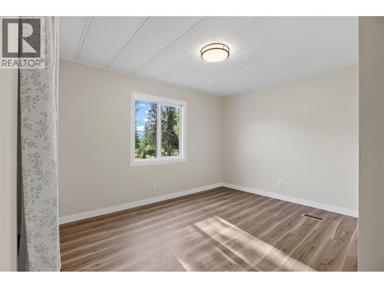 149 8th Street, Kaslo, British Columbia  V0G 1M0 - Photo 26 - 10399704
