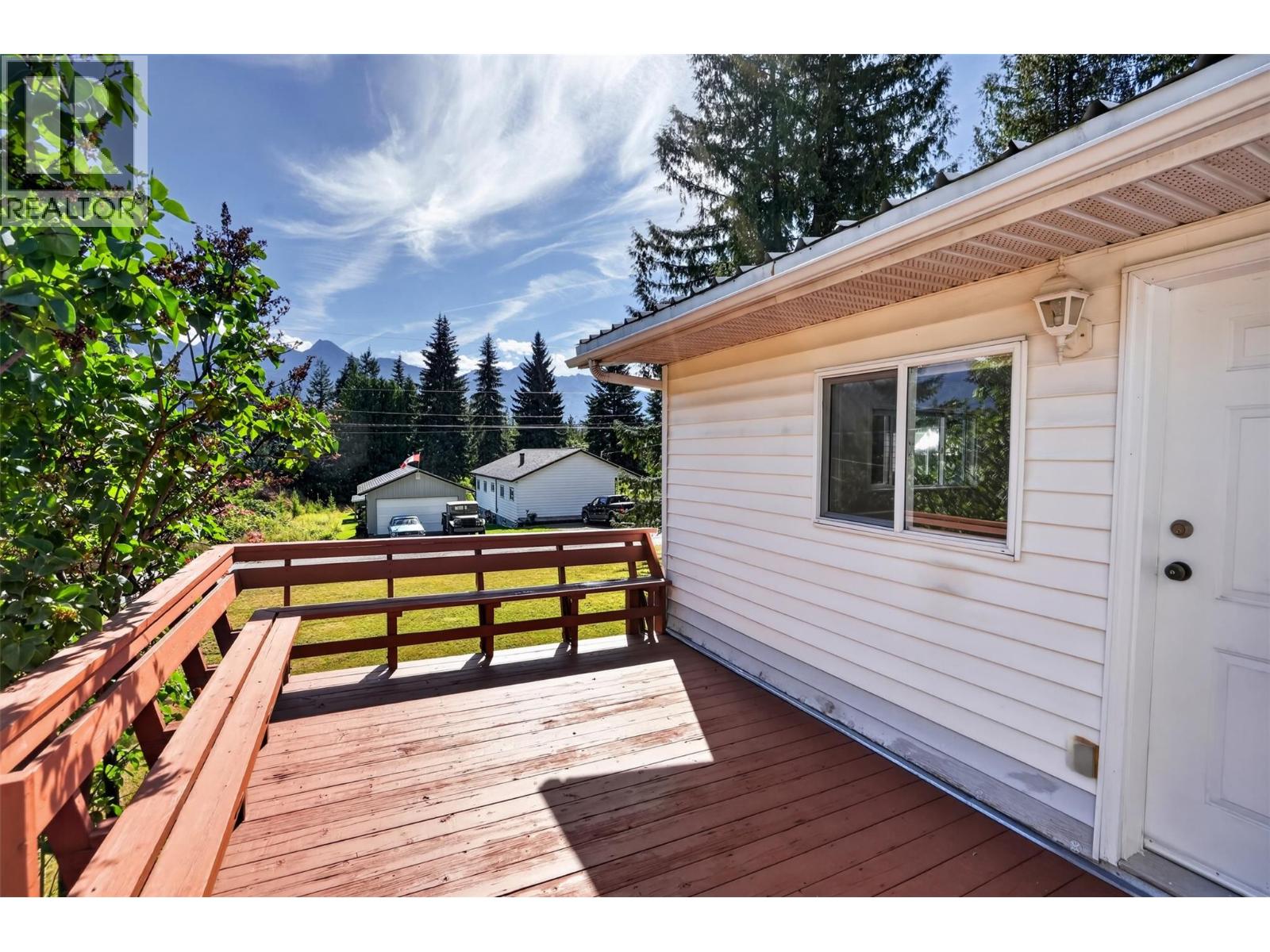 149 8th Street, Kaslo, British Columbia  V0G 1M0 - Photo 4 - 10399704