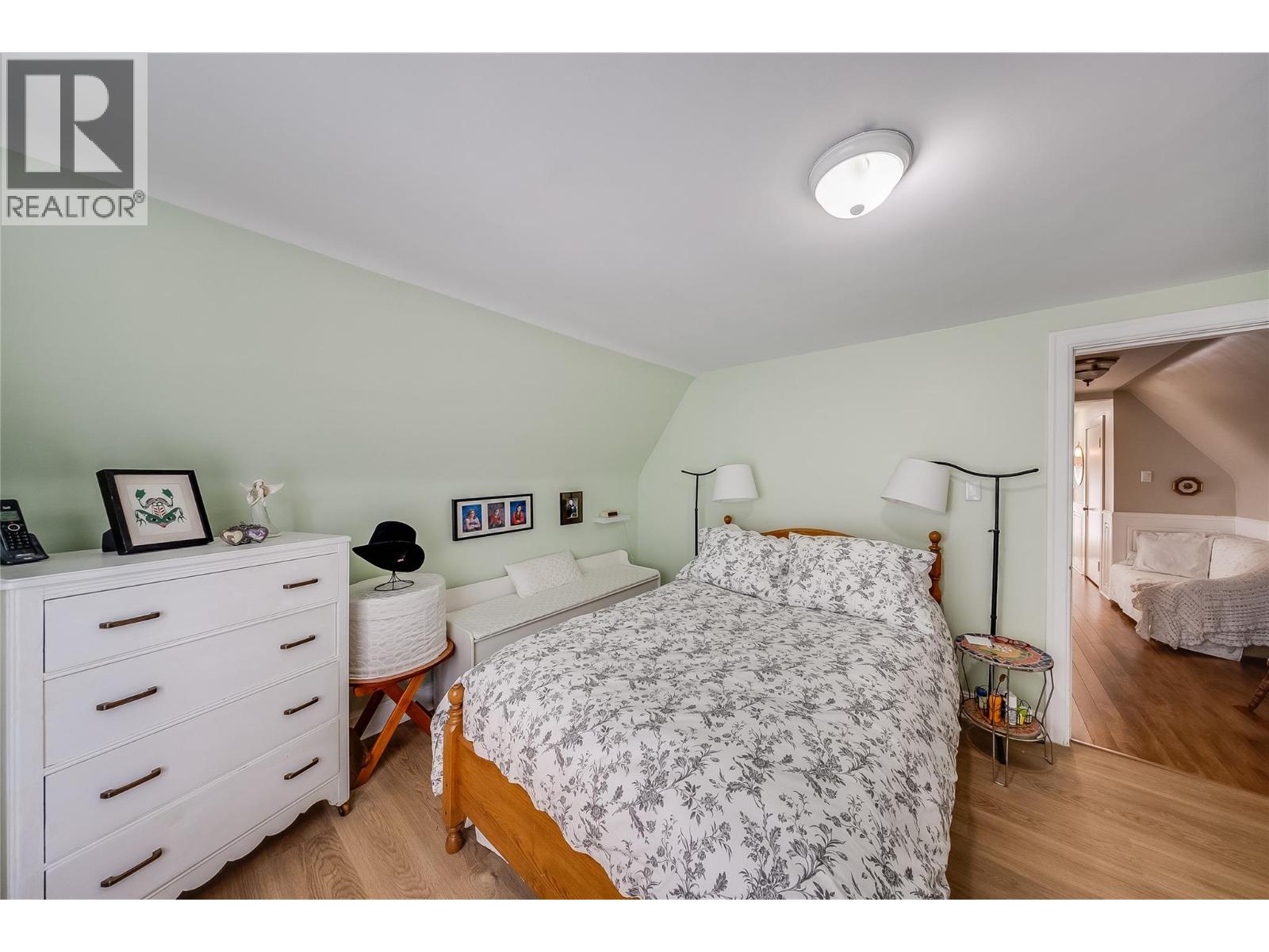 204 Diana Crescent, Trail, British Columbia  V1R 1A3 - Photo 30 - 10399688