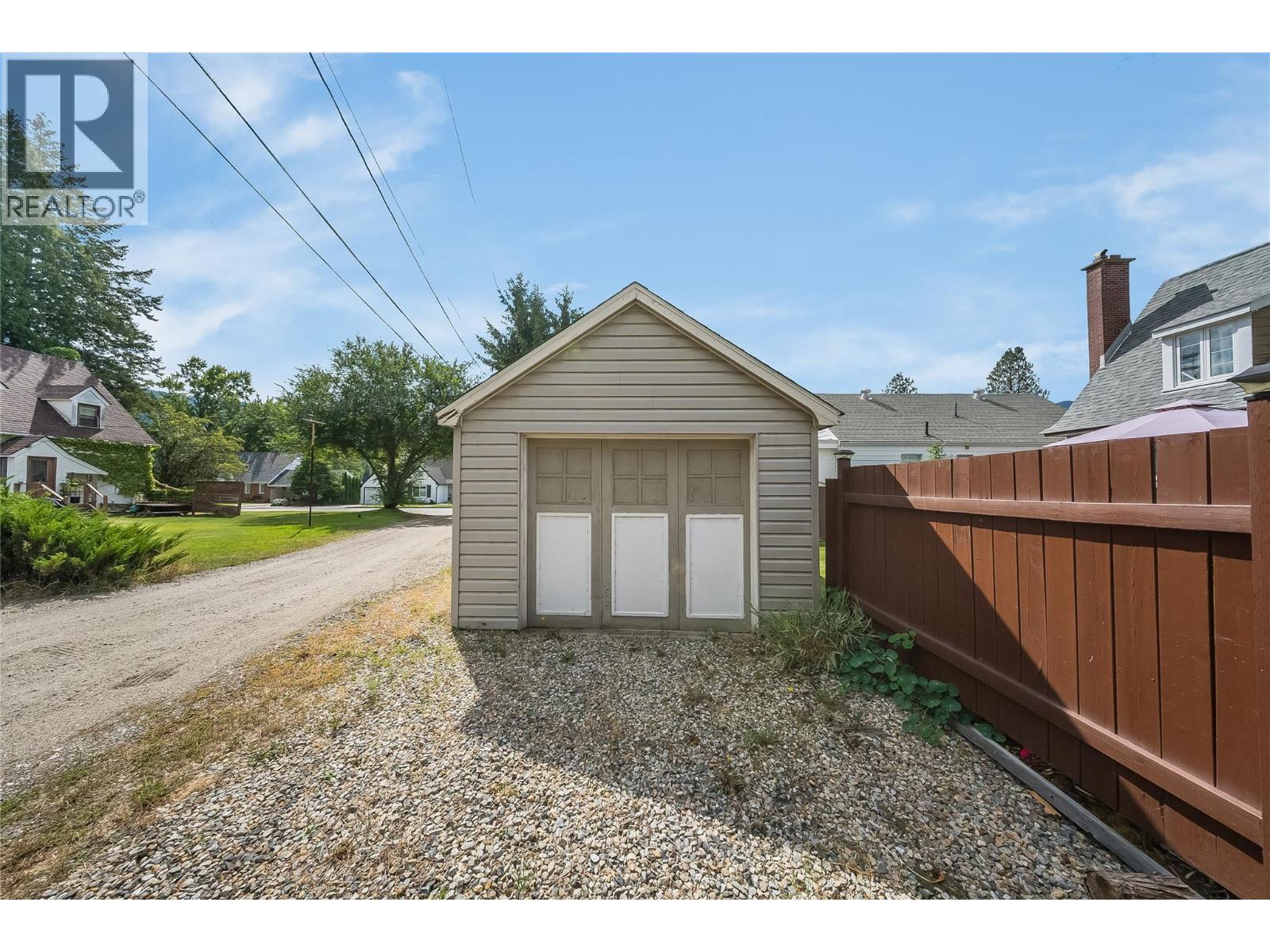 204 Diana Crescent, Trail, British Columbia  V1R 1A3 - Photo 40 - 10399688