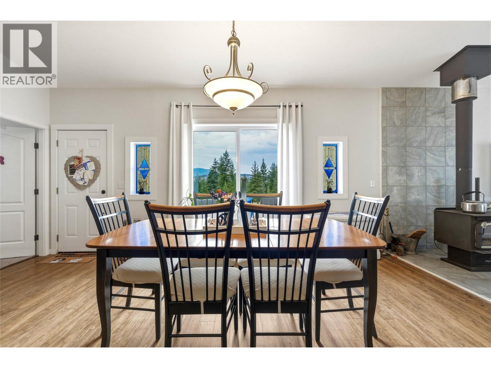 2433 Sherry Road, White Lake, British Columbia  V0E 2W1 - Photo 10 - 10397296
