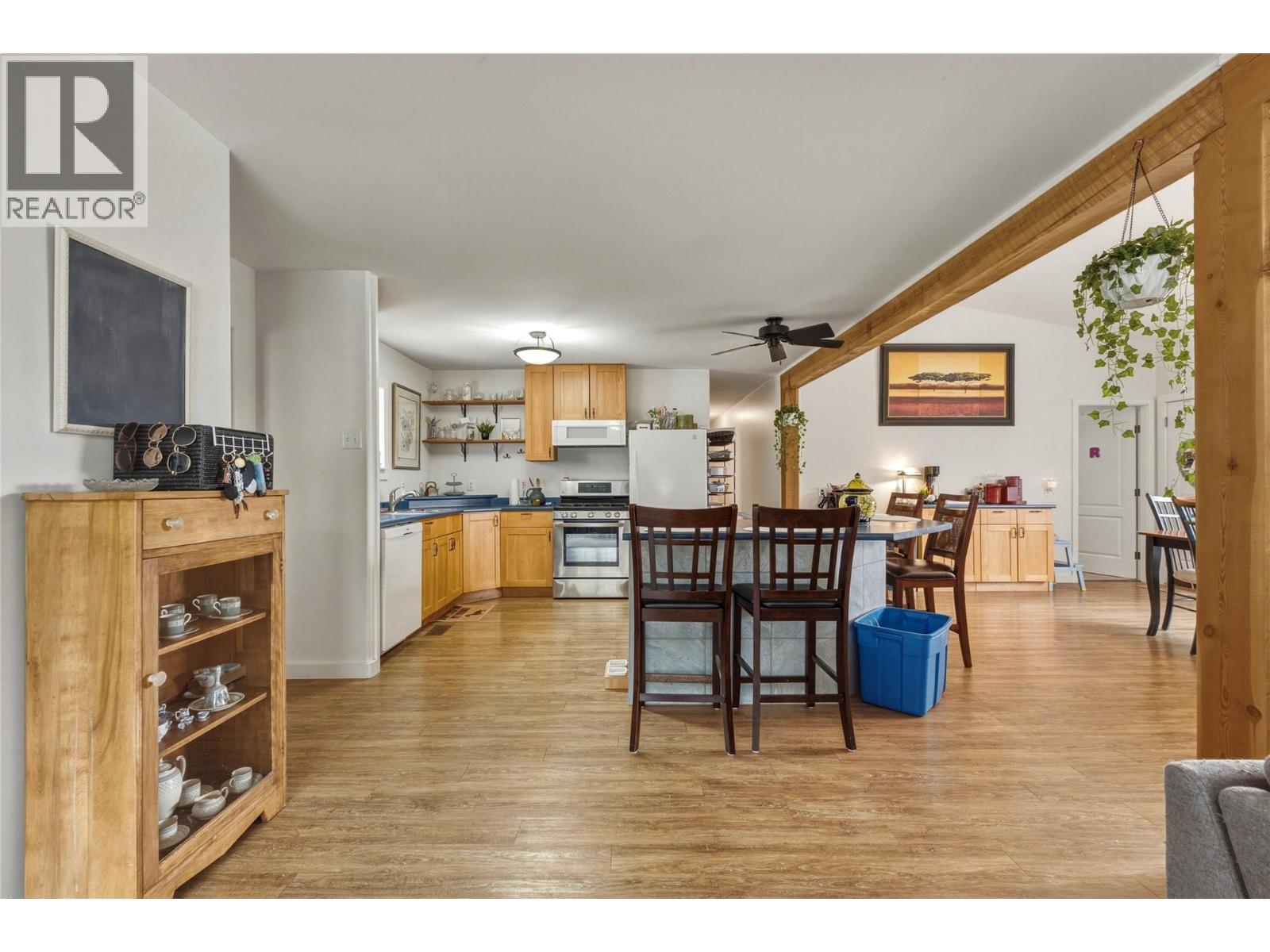 2433 Sherry Road, White Lake, British Columbia  V0E 2W1 - Photo 12 - 10397296
