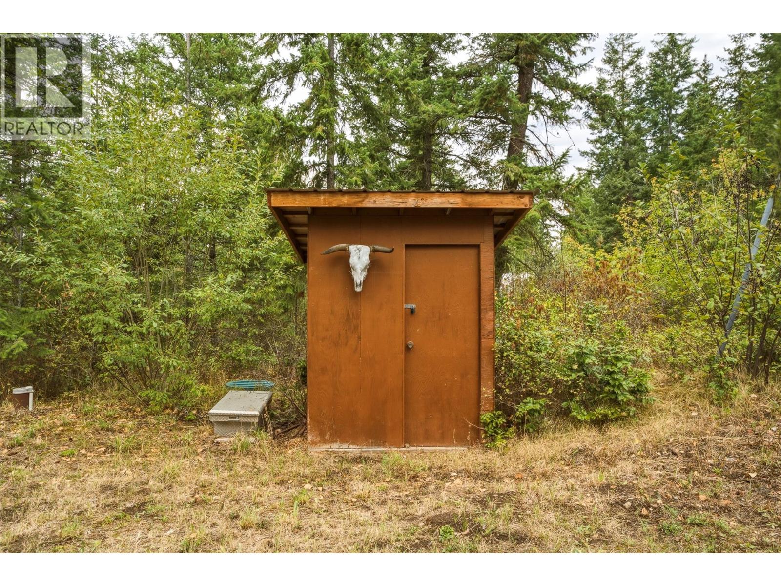 2433 Sherry Road, White Lake, British Columbia  V0E 2W1 - Photo 25 - 10397296