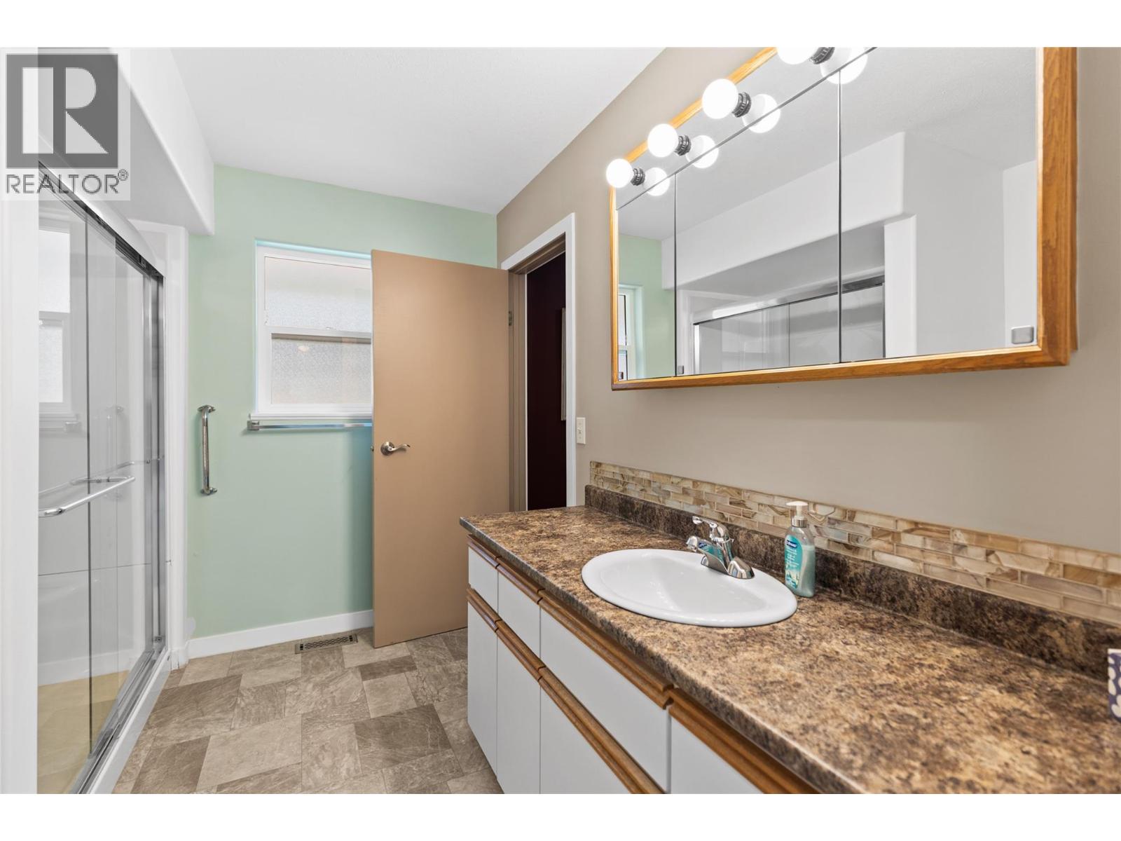 325 Wyndhaven Drive, Clearwater, British Columbia  V0E 1N1 - Photo 15 - 10397275