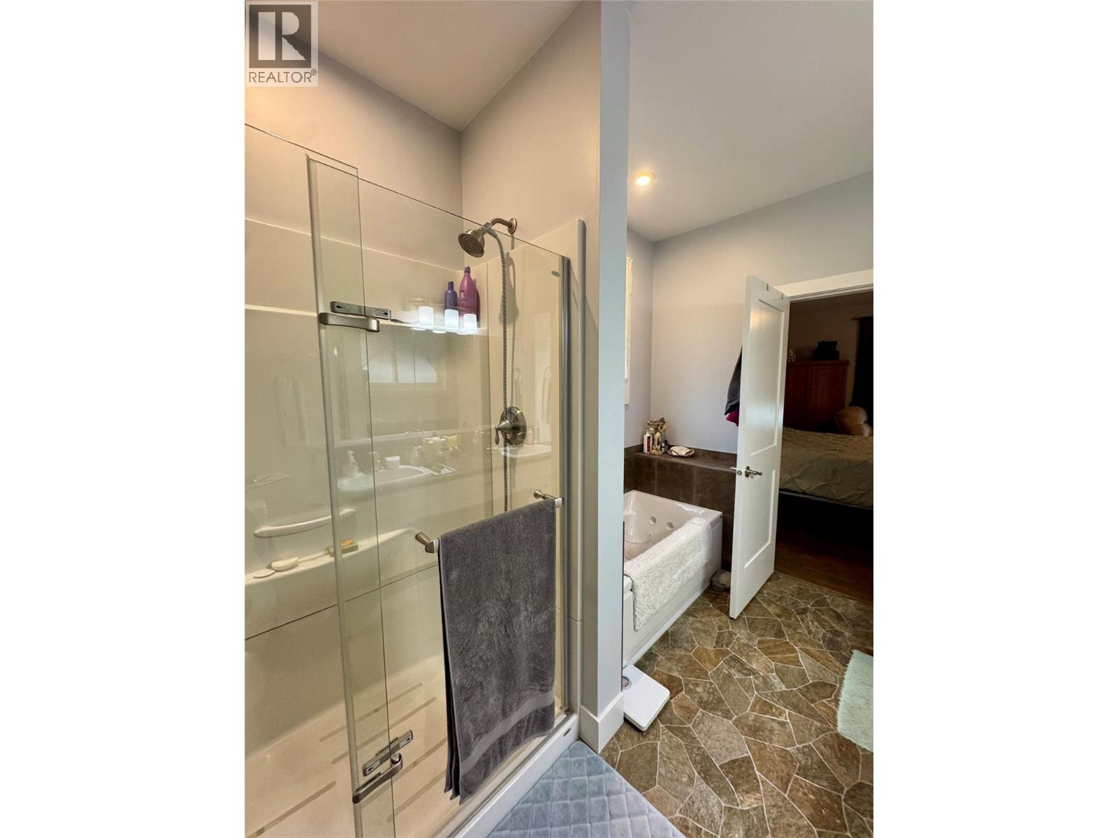 2701 Peregrine Way, Merritt, British Columbia  V1K 0B4 - Photo 18 - 10399858