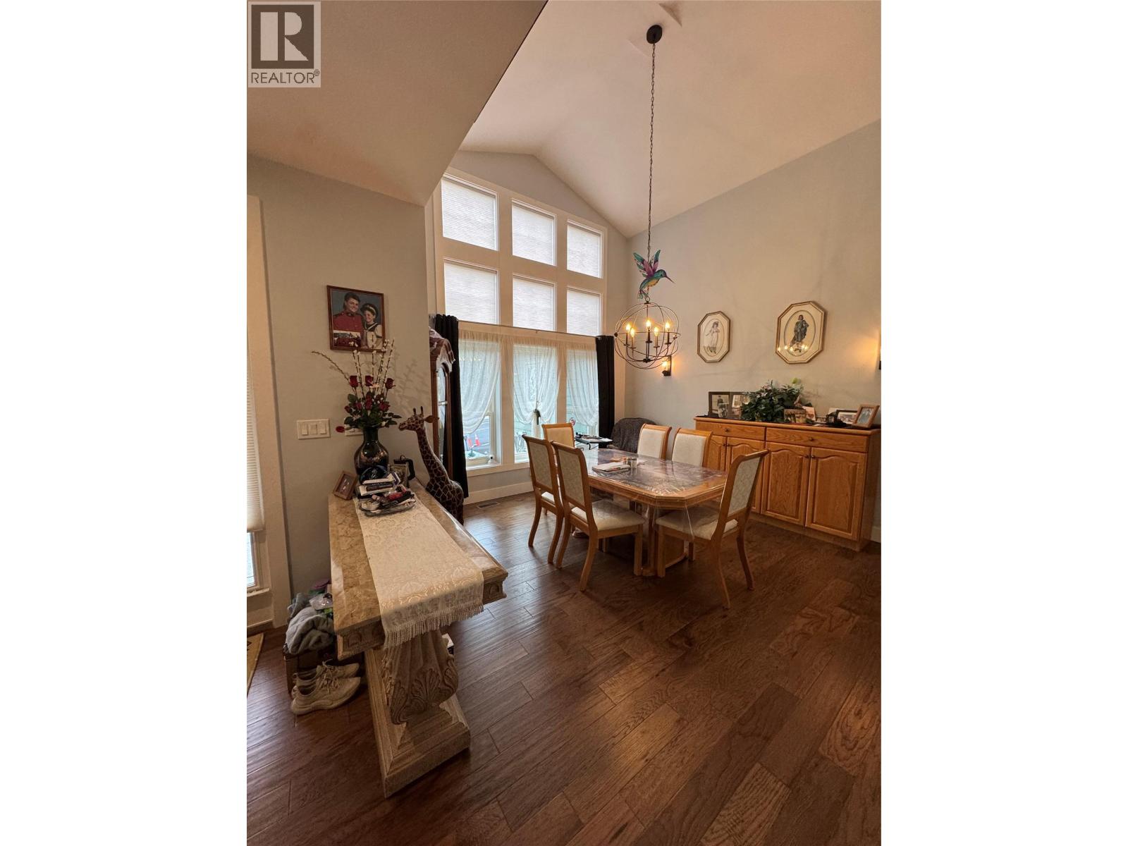 2701 Peregrine Way, Merritt, British Columbia  V1K 0B4 - Photo 4 - 10399858