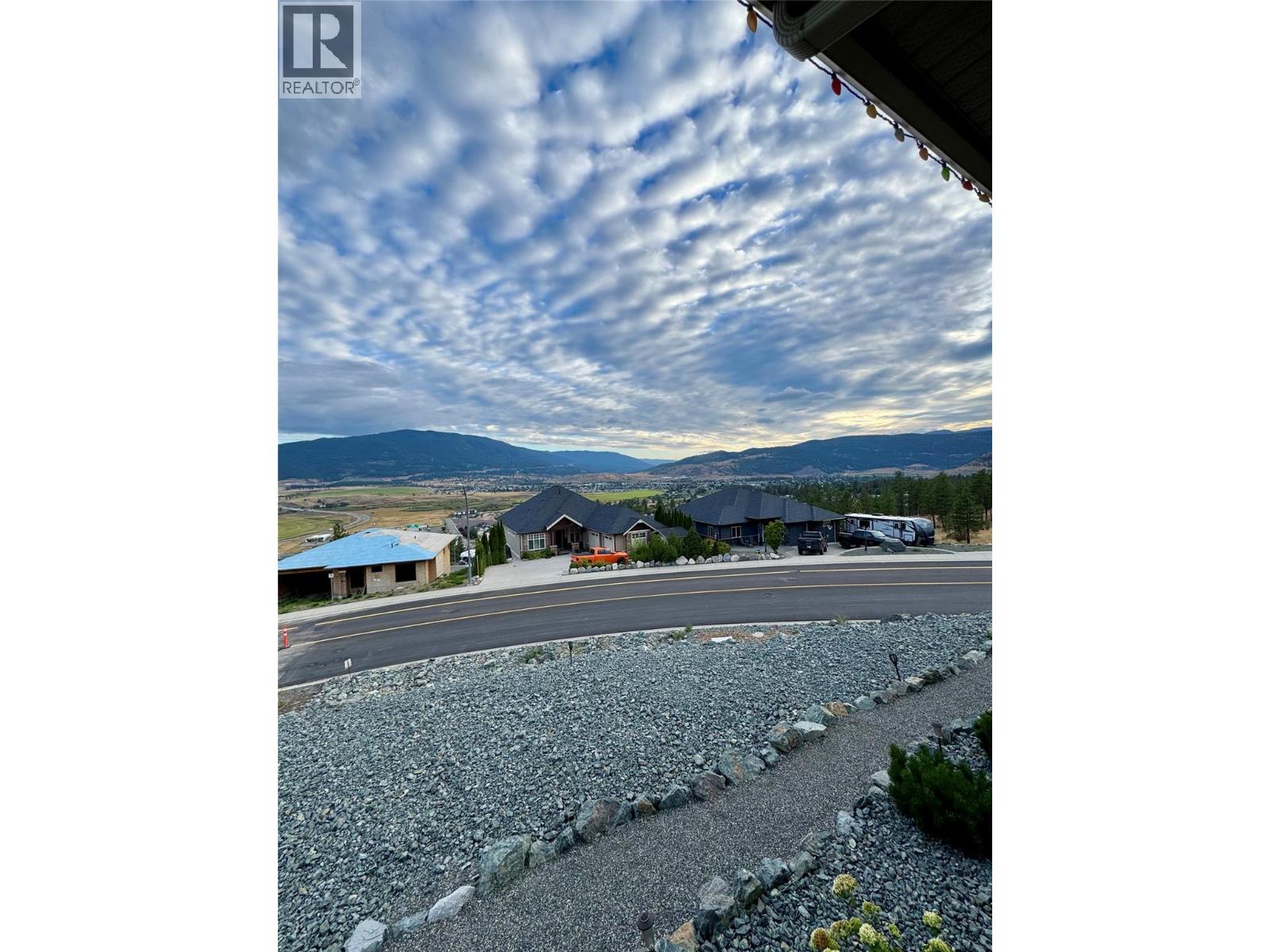 2701 Peregrine Way, Merritt, British Columbia  V1K 0B4 - Photo 41 - 10399858