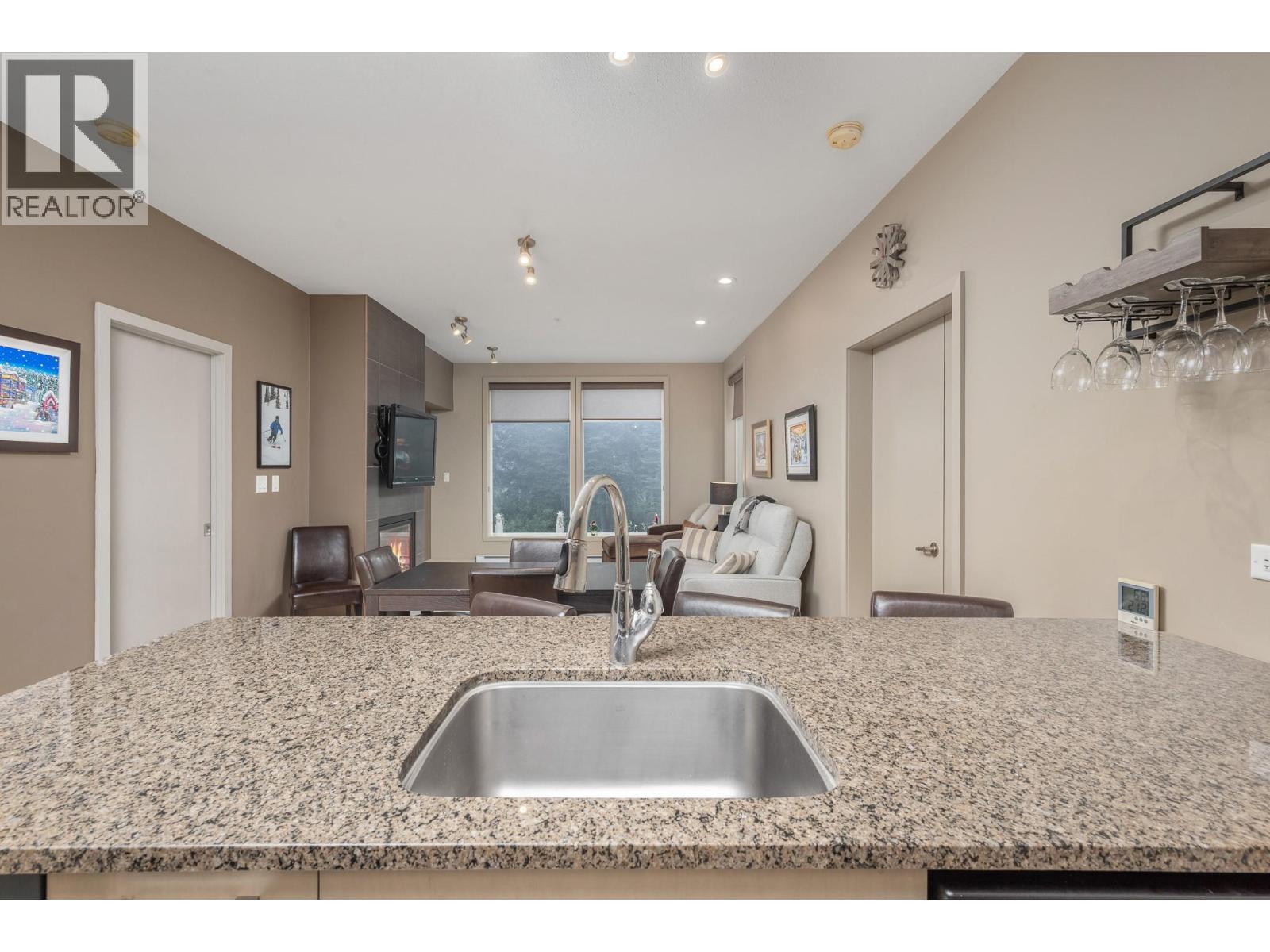 30 Monashee Road Unit# 208, Silver Star, British Columbia  V1B 3M1 - Photo 10 - 10399828