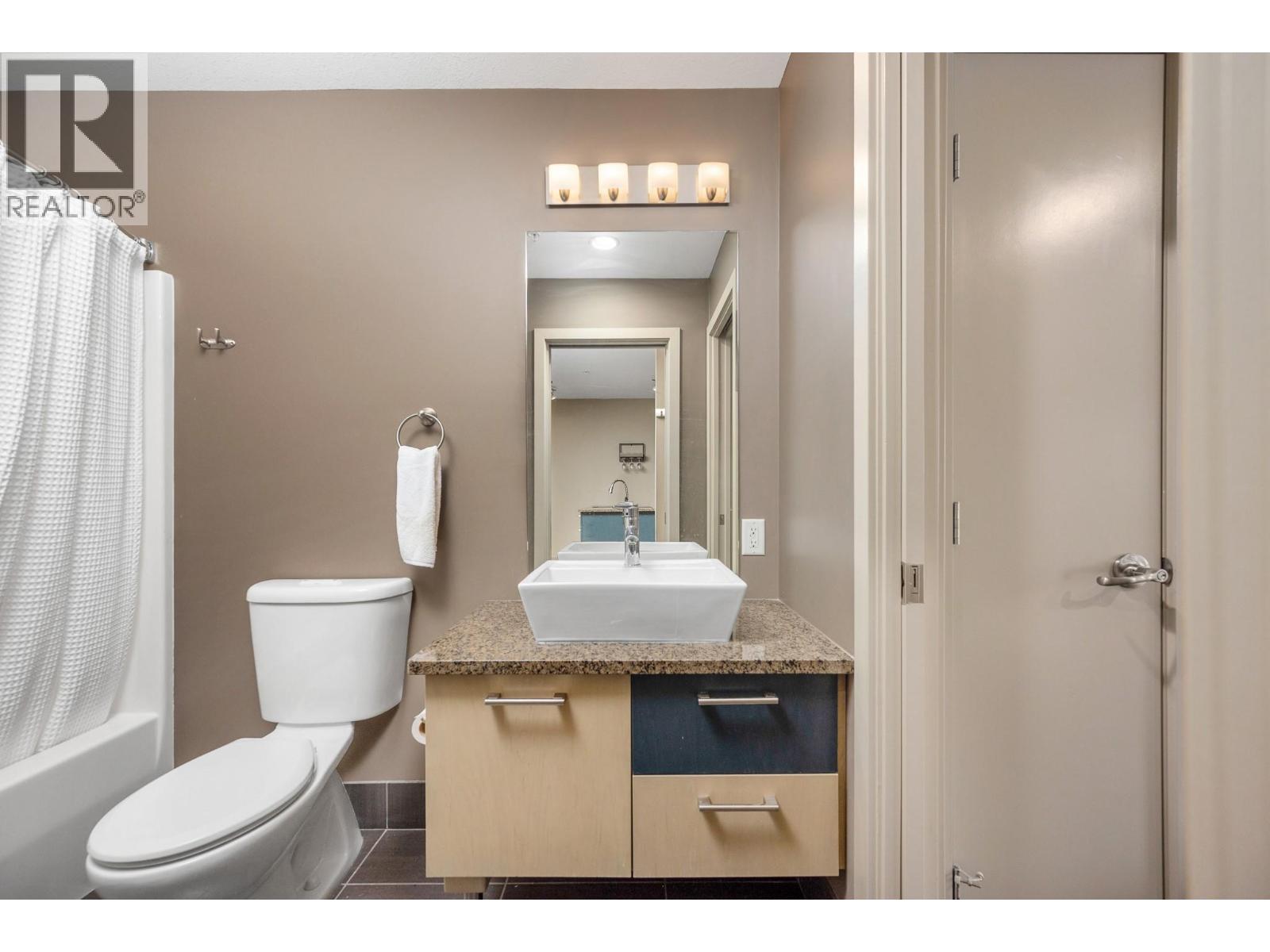 30 Monashee Road Unit# 208, Silver Star, British Columbia  V1B 3M1 - Photo 15 - 10399828