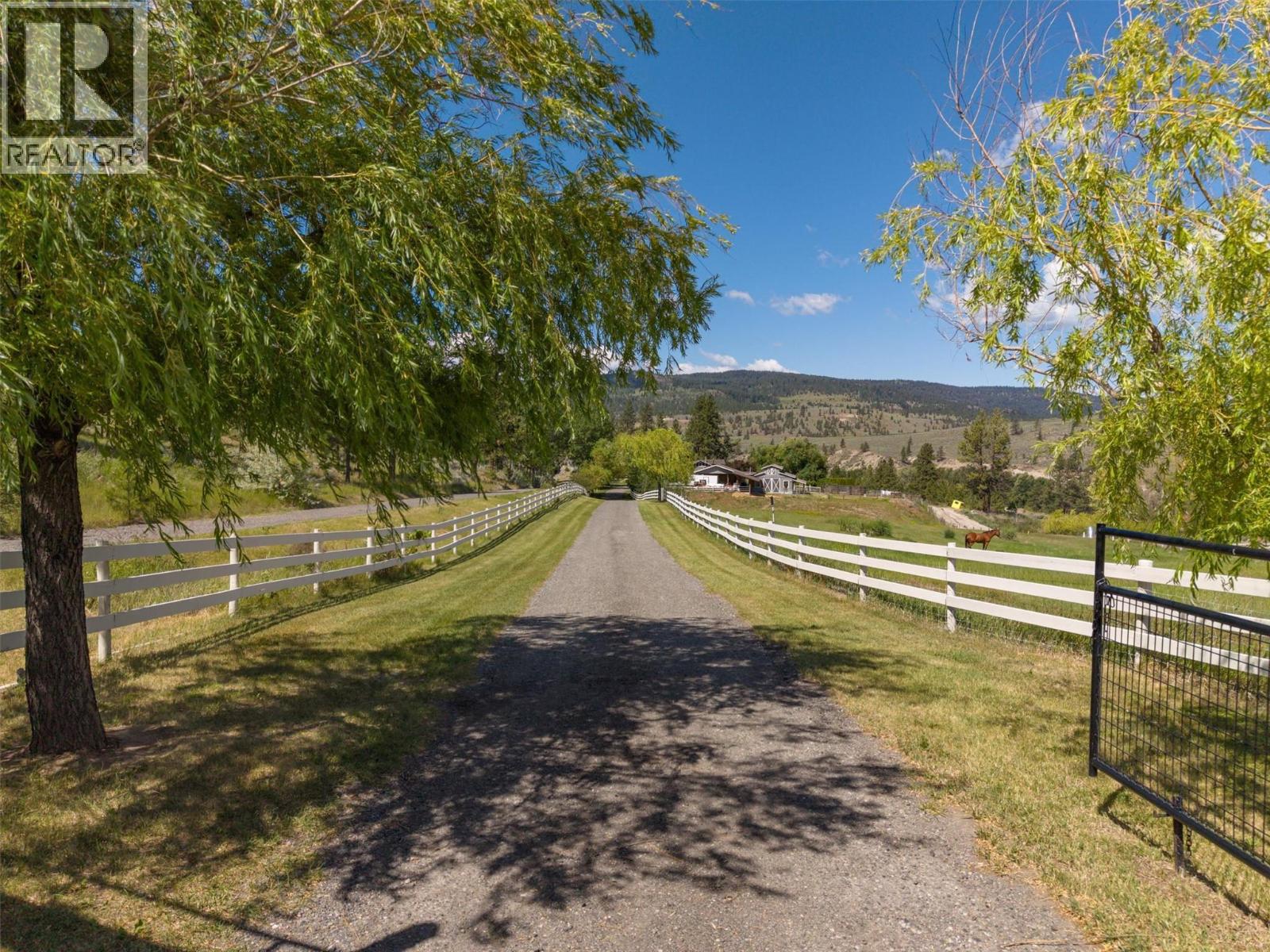 895 Coldwater Road, Merritt, British Columbia  V1K 1B8 - Photo 7 - 10399823