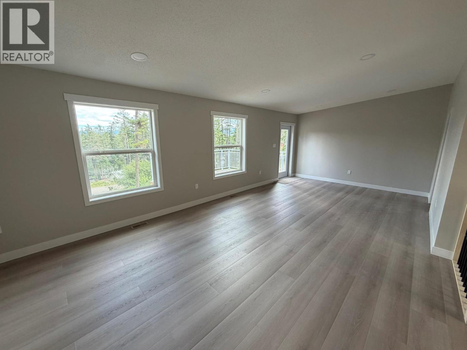7932 Alpine Road, Kelowna, British Columbia  V1Z 3V4 - Photo 10 - 10399698