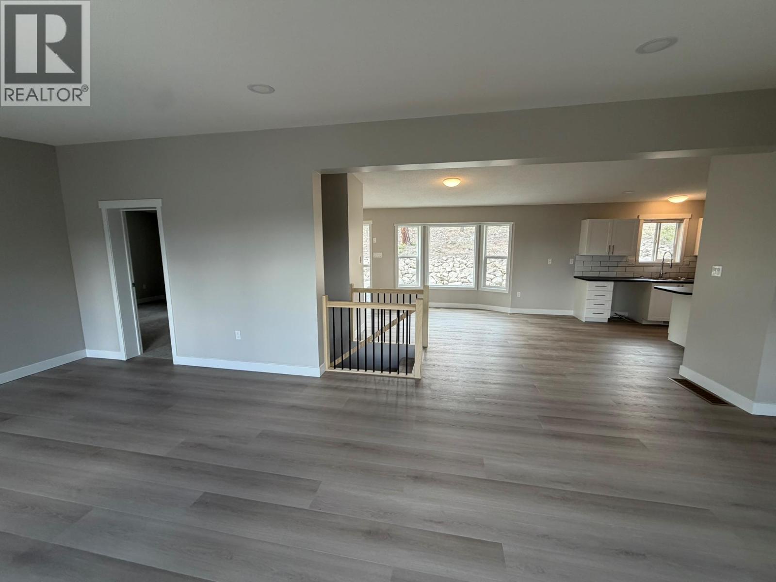 7932 Alpine Road, Kelowna, British Columbia  V1Z 3V4 - Photo 12 - 10399698