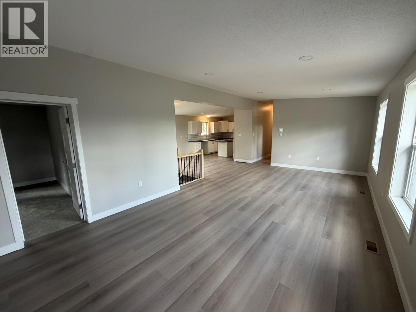 7932 Alpine Road, Kelowna, British Columbia  V1Z 3V4 - Photo 13 - 10399698