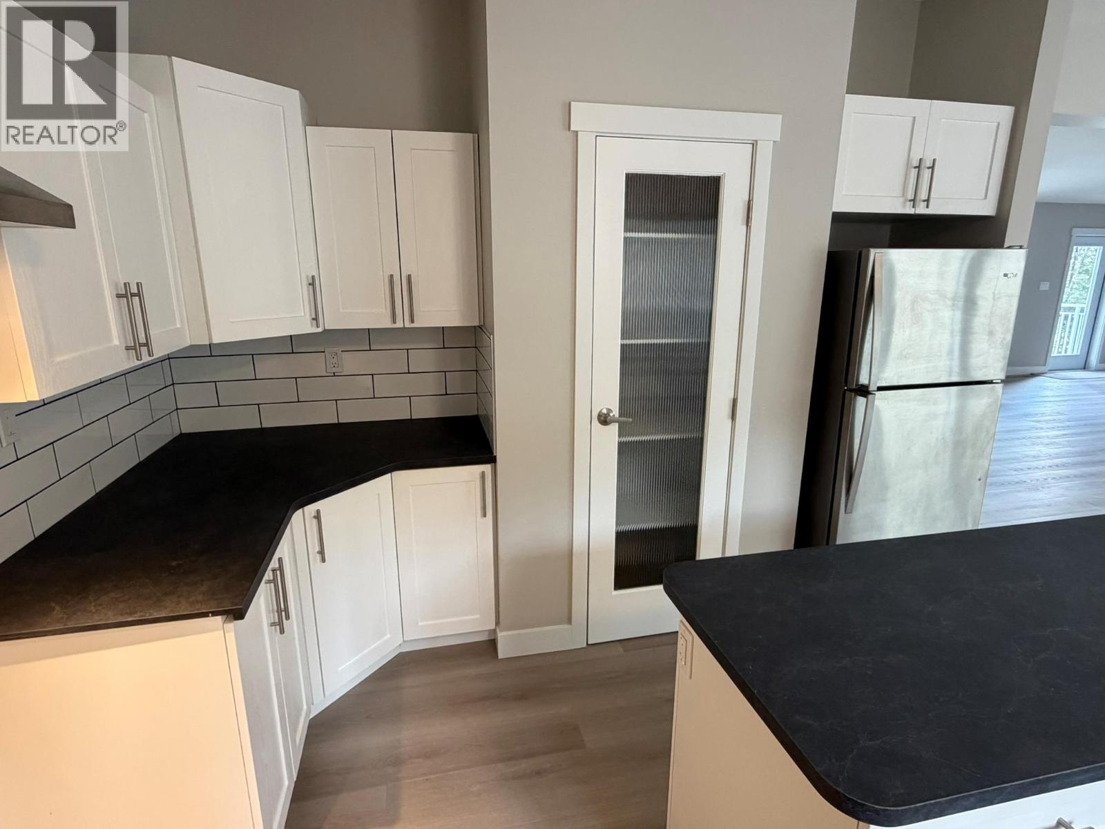7932 Alpine Road, Kelowna, British Columbia  V1Z 3V4 - Photo 7 - 10399698