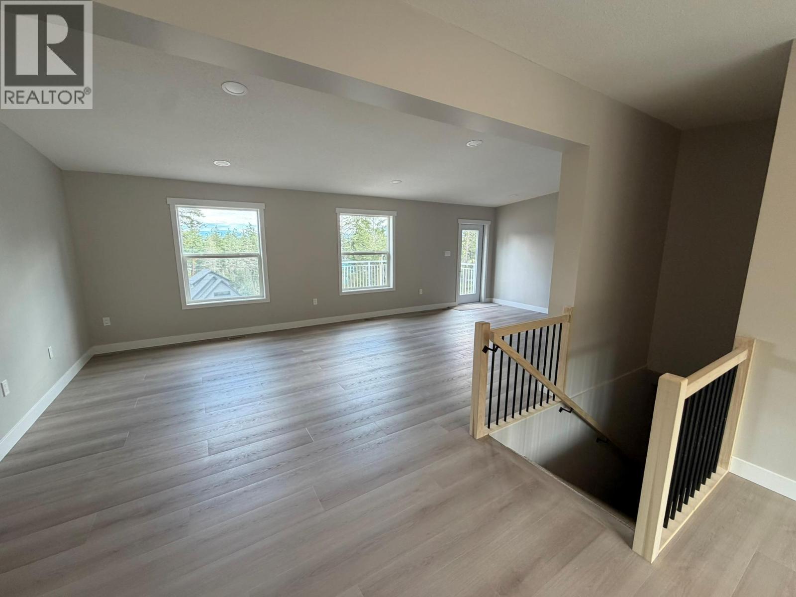 7932 Alpine Road, Kelowna, British Columbia  V1Z 3V4 - Photo 9 - 10399698