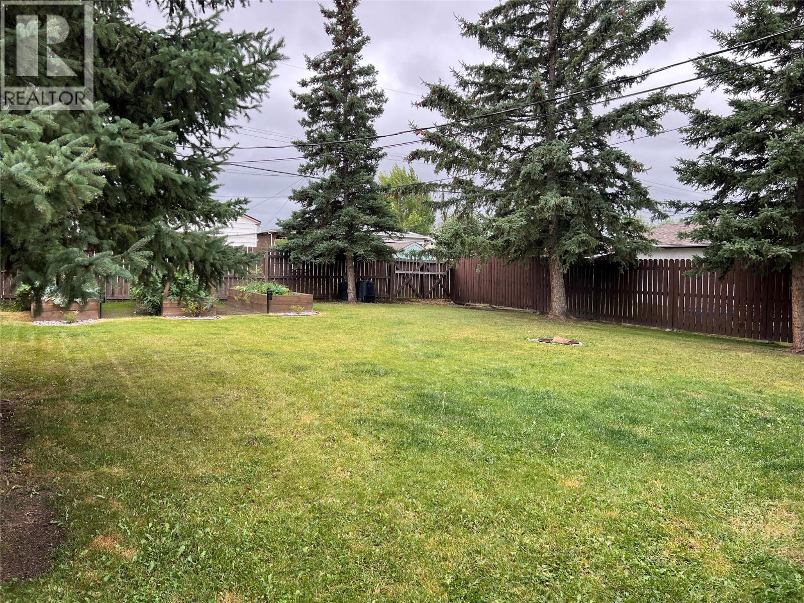 1017 120 Avenue, Dawson Creek, British Columbia  V1G 3J8 - Photo 28 - 10399940