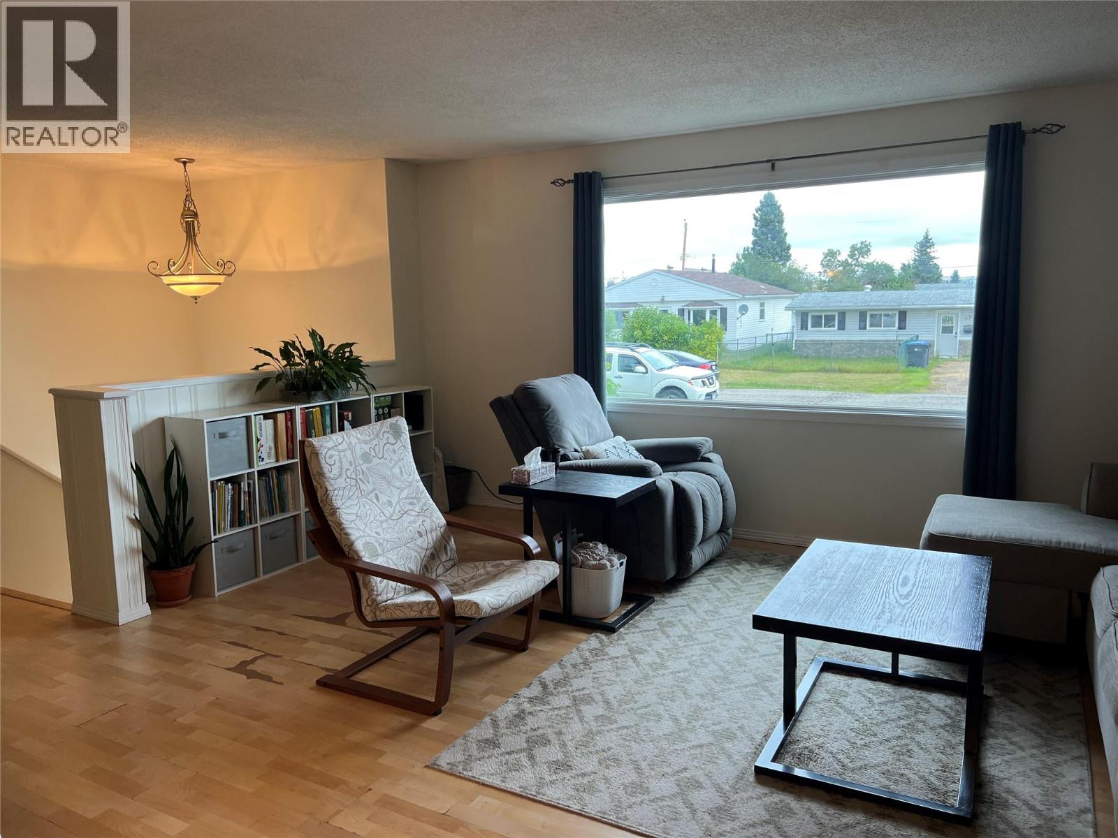 1017 120 Avenue, Dawson Creek, British Columbia  V1G 3J8 - Photo 4 - 10399940