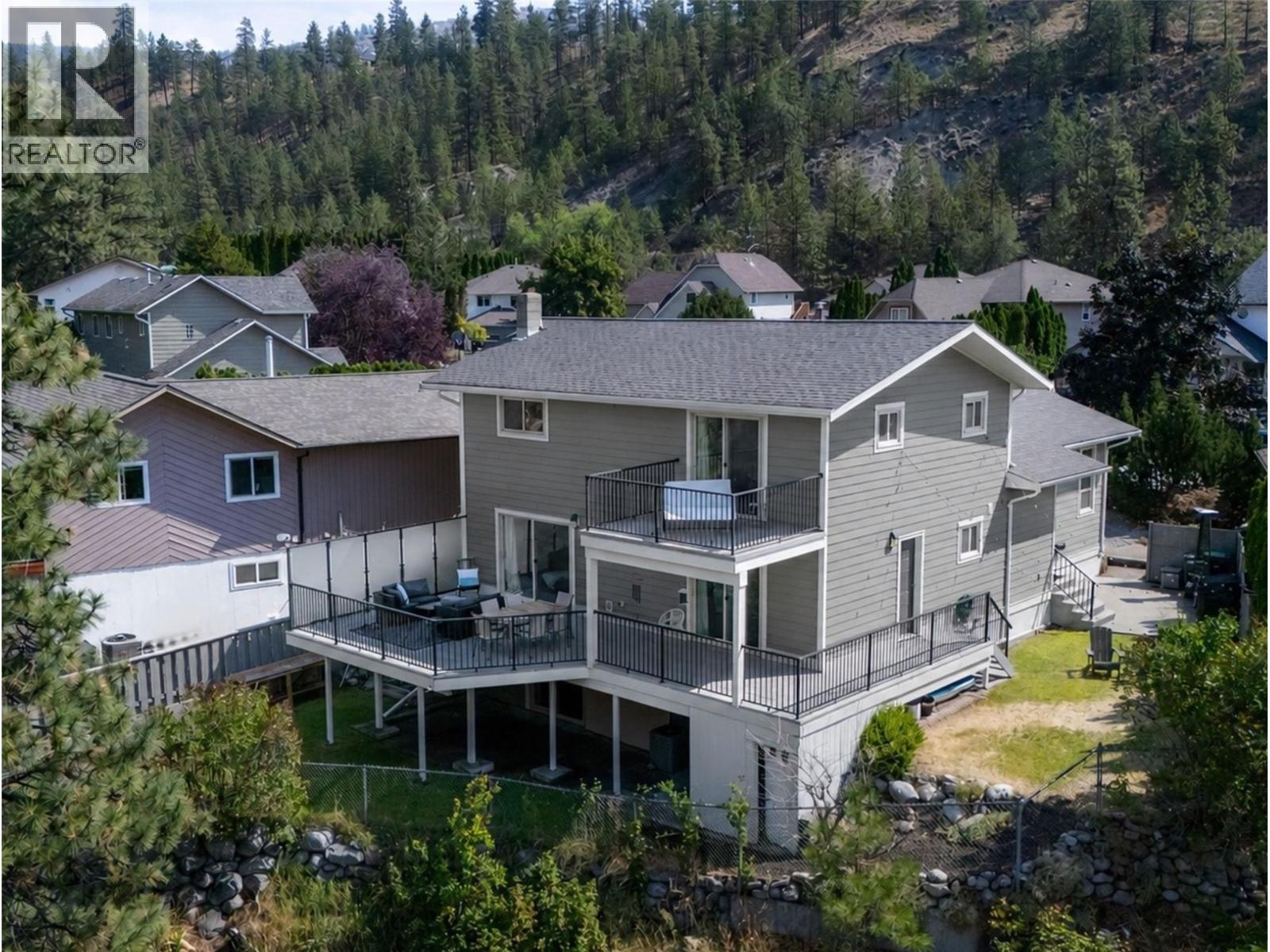 157 Adams Crescent, Penticton, British Columbia  V2A 7B6 - Photo 2 - 10399473