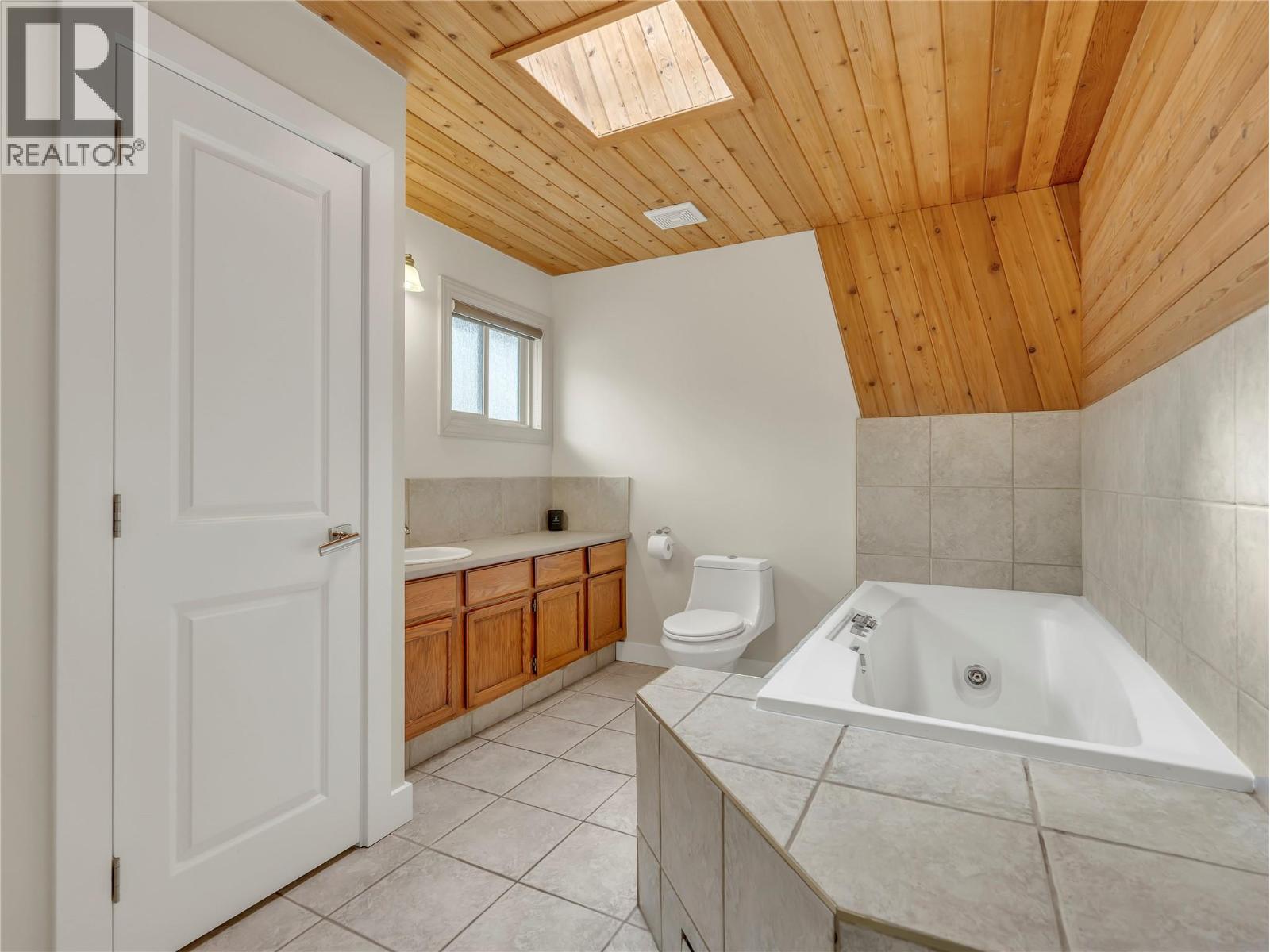 157 Adams Crescent, Penticton, British Columbia  V2A 7B6 - Photo 31 - 10399473