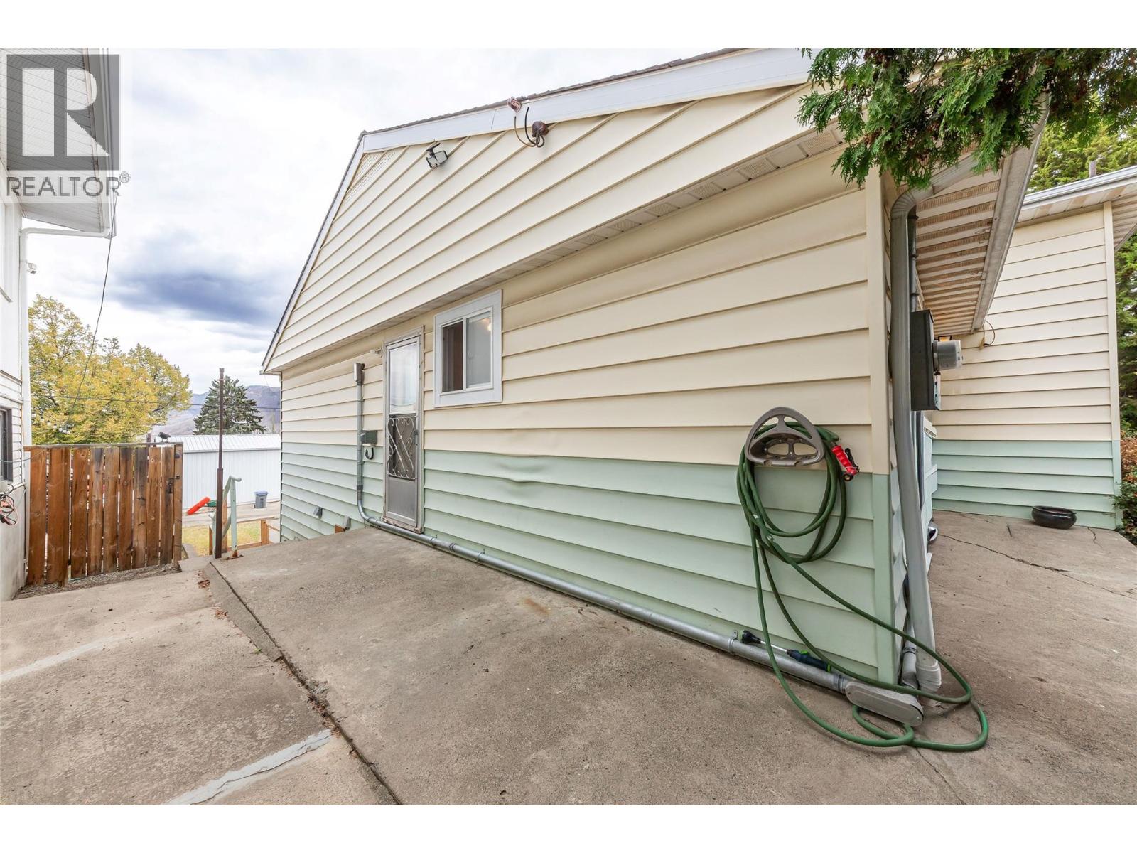668 Munro Street, Kamloops, British Columbia  V2C 3E6 - Photo 4 - 10399640