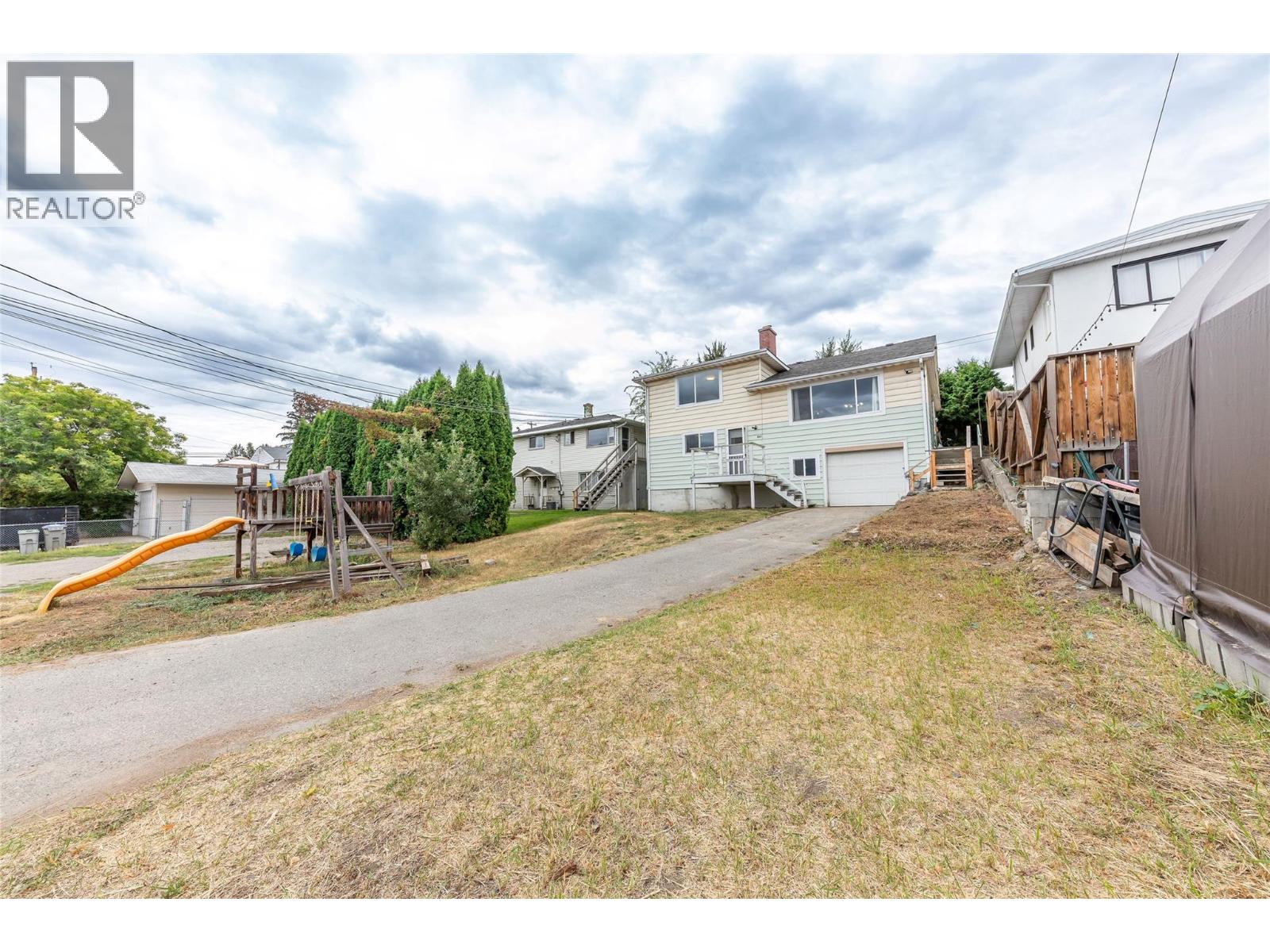 668 Munro Street, Kamloops, British Columbia  V2C 3E6 - Photo 6 - 10399640