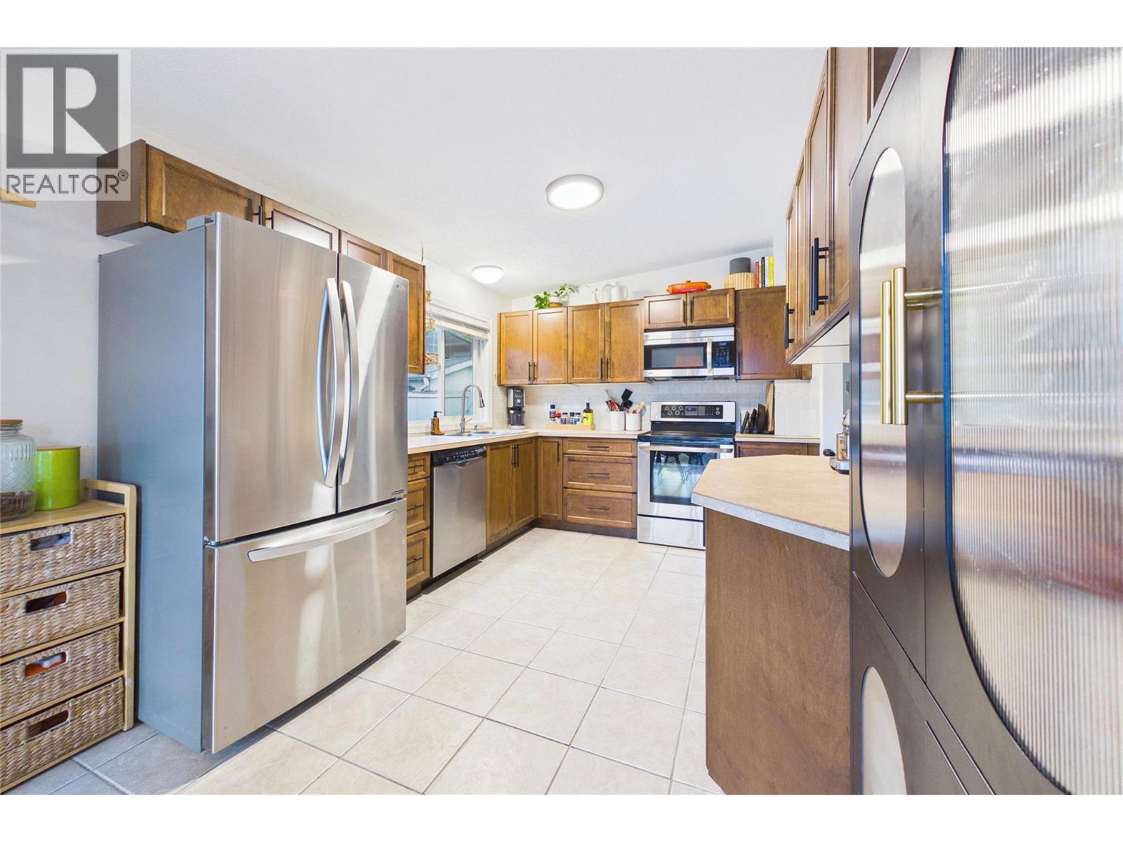 1393 Highland Drive S, Kelowna, British Columbia  V1Y 3W2 - Photo 12 - 10399566