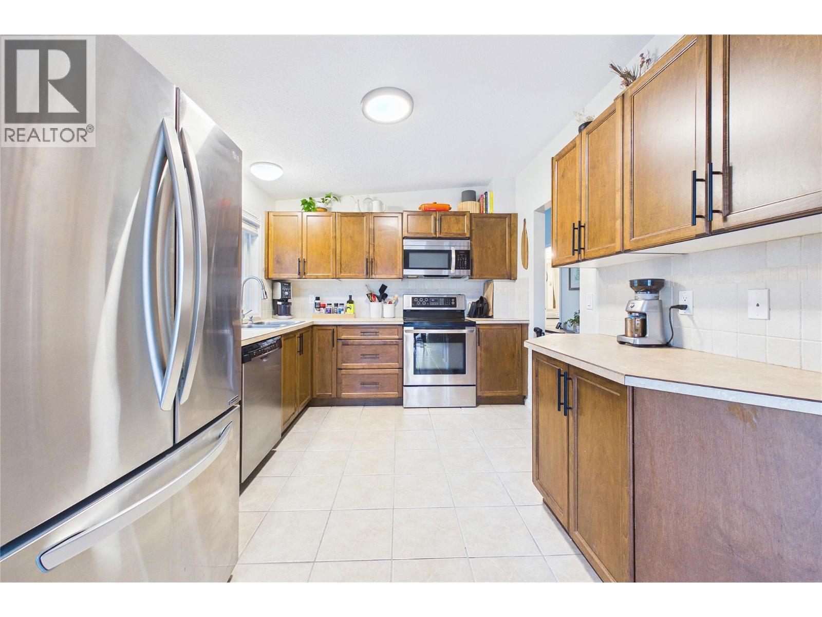 1393 Highland Drive S, Kelowna, British Columbia  V1Y 3W2 - Photo 13 - 10399566