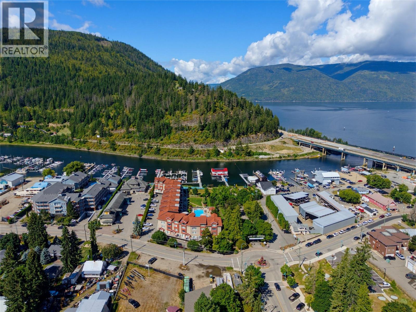 1130 Riverside Avenue Unit# 14, Sicamous, British Columbia  V0E 2V1 - Photo 1 - 10398826