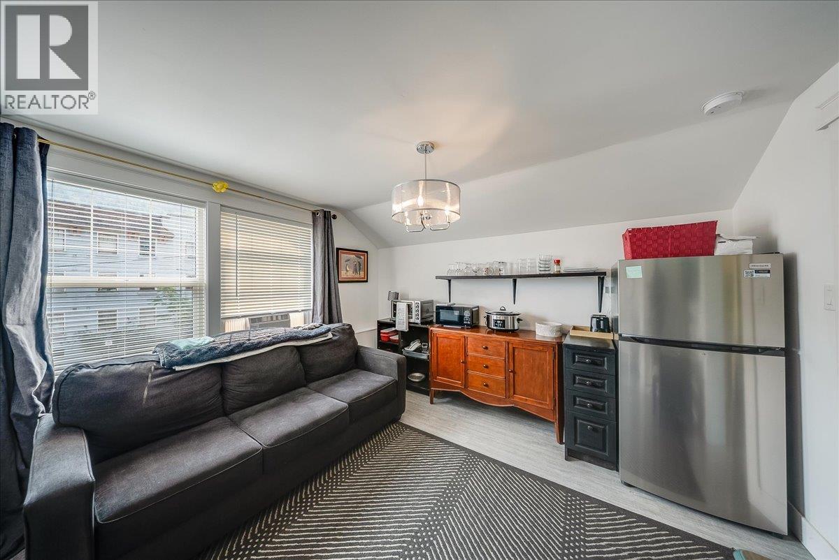 1195 Tamarac Avenue, Trail, British Columbia  V1R 4H8 - Photo 21 - 10399735