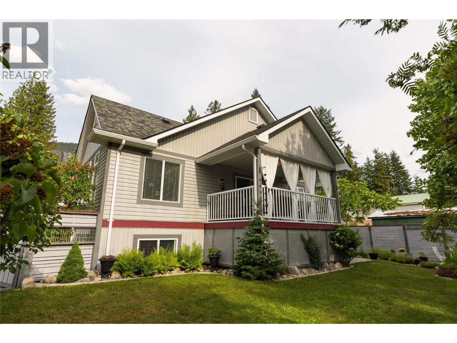 603 Fletcher Avenue, Slocan, British Columbia  V0G 2C0 - Photo 61 - 10399441