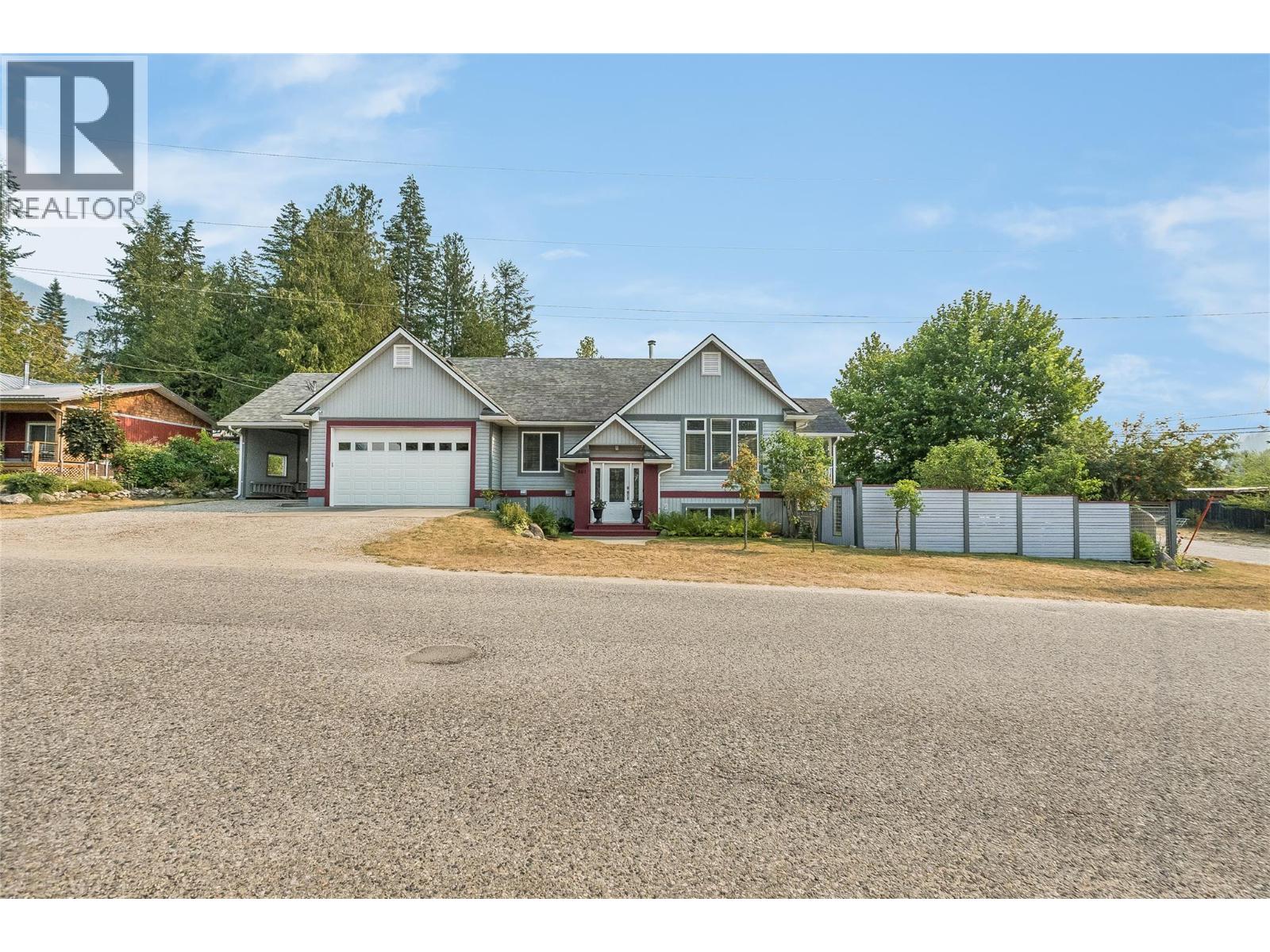 603 Fletcher Avenue, Slocan, British Columbia  V0G 2C0 - Photo 93 - 10399441