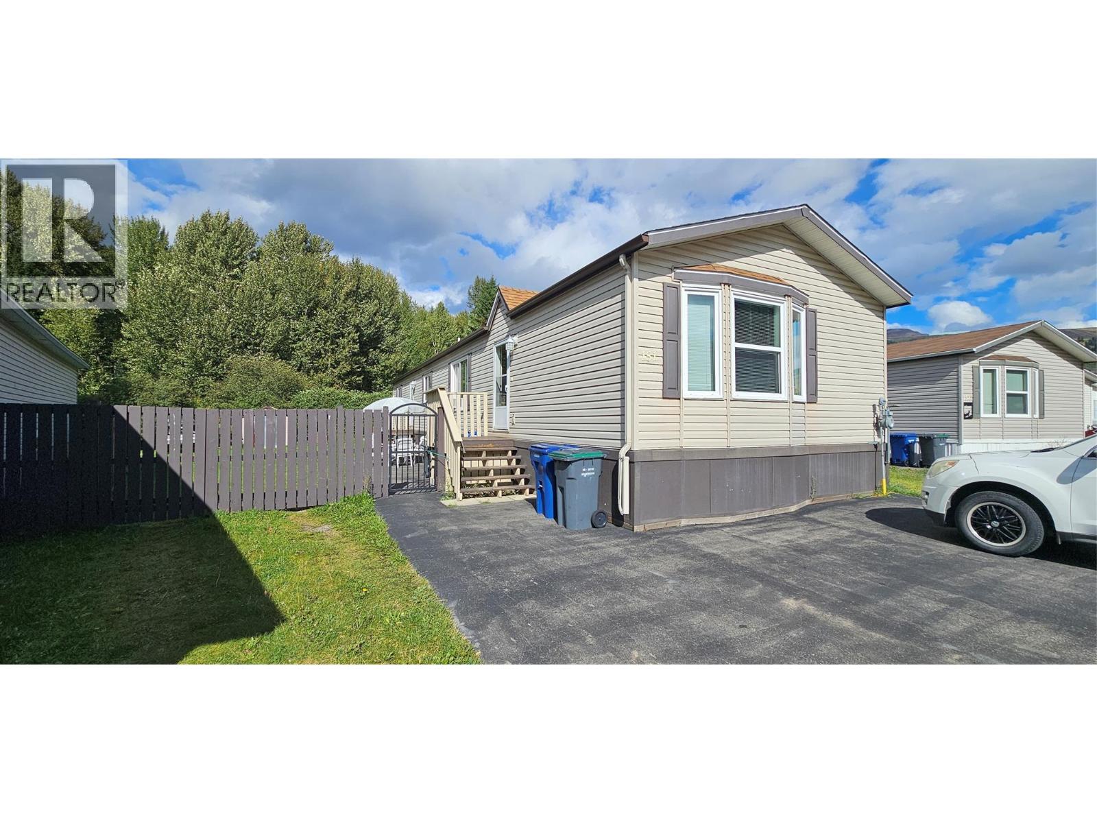 100 Aspen Drive Unit# 151, Sparwood, British Columbia  V0B 2G0 - Photo 1 - 10399444