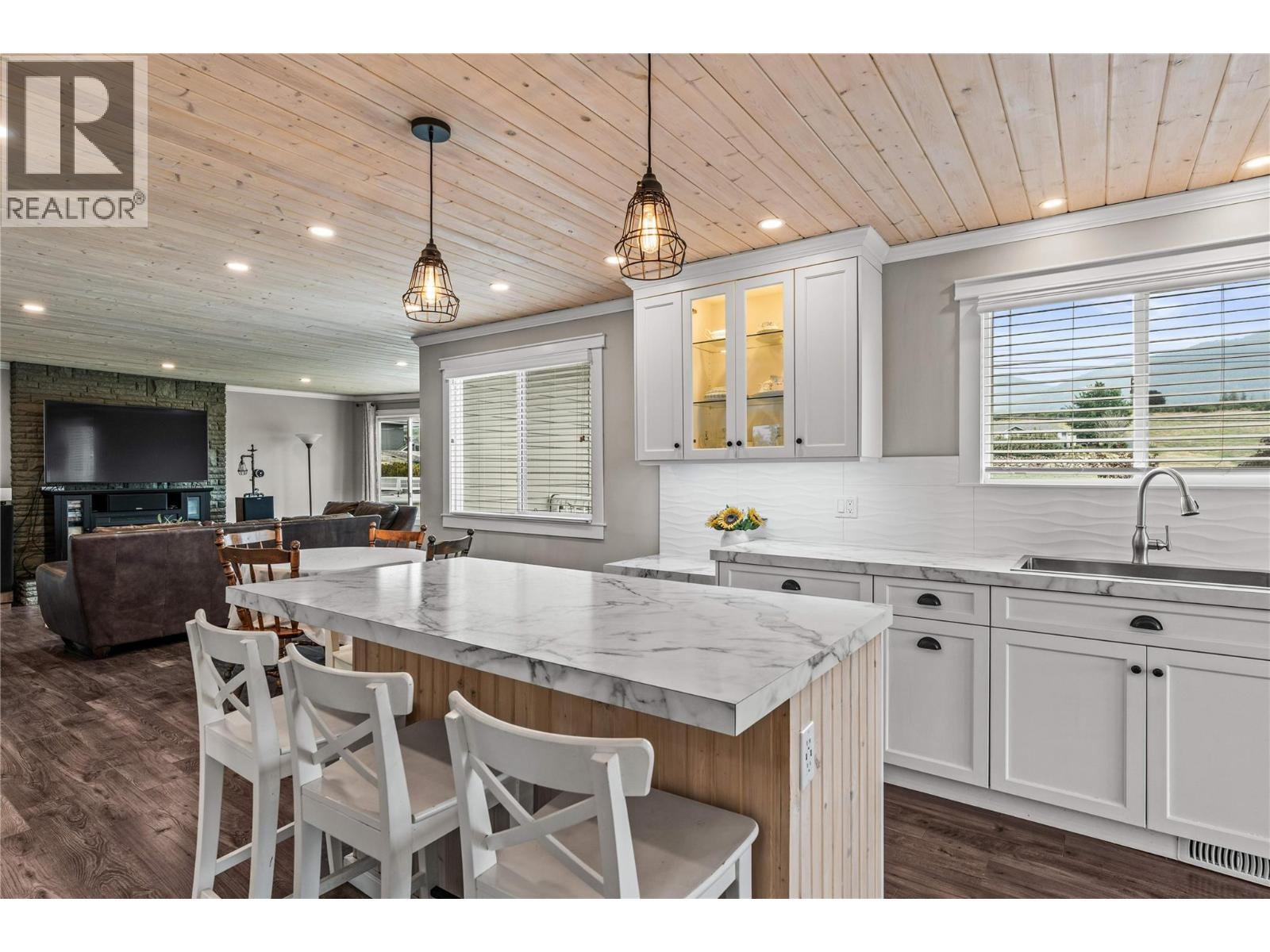 5861 Rimer Road, Vernon, British Columbia  V1B 3L3 - Photo 40 - 10396780