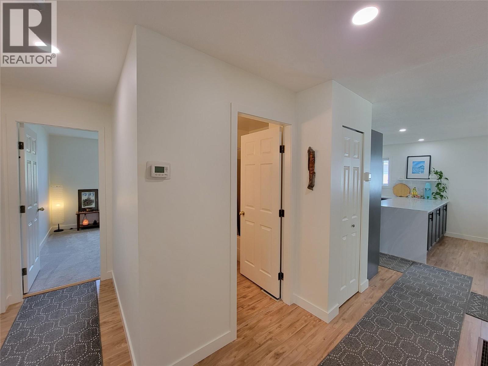412 10th Avenue, Keremeos, British Columbia  V0X 1N3 - Photo 24 - 10399948