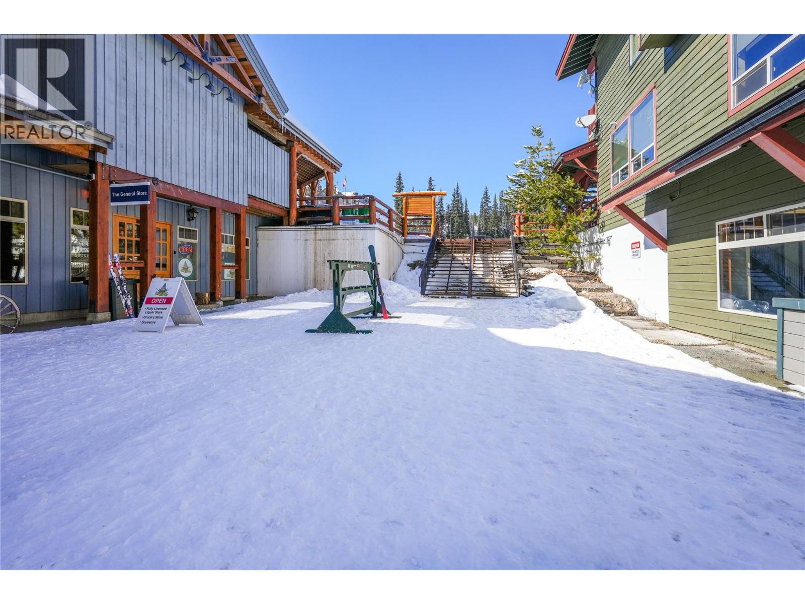 360 Strayhorse Road Unit# 3, Apex Mountain, British Columbia  V2A 0E2 - Photo 24 - 10399947