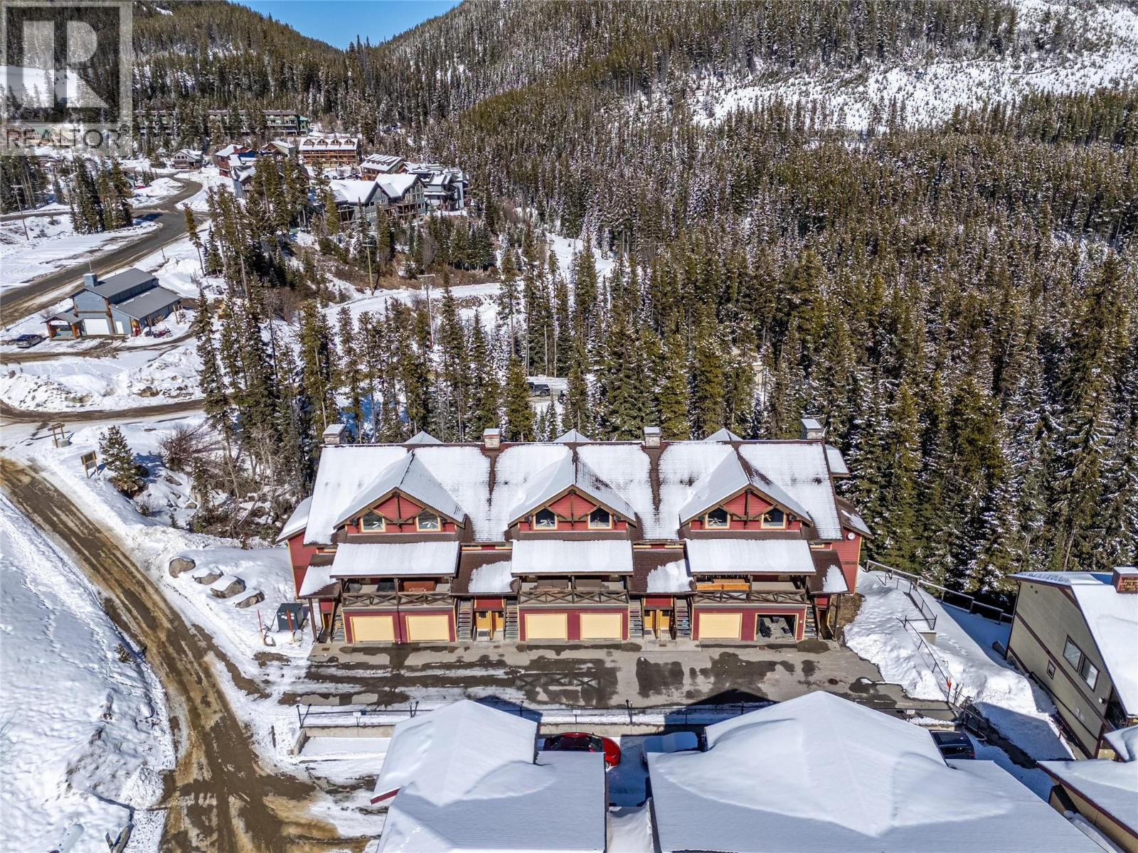 360 Strayhorse Road Unit# 3, Apex Mountain, British Columbia  V2A 0E2 - Photo 33 - 10399947