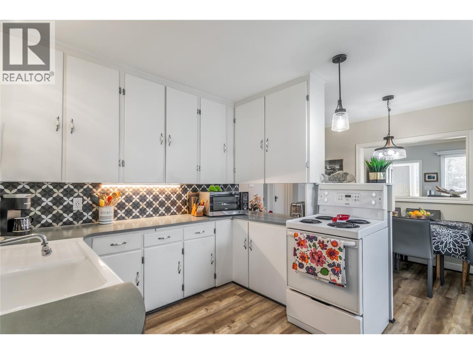 457 Patterson Avenue, Kelowna, British Columbia  V1Y 5C5 - Photo 17 - 10399677
