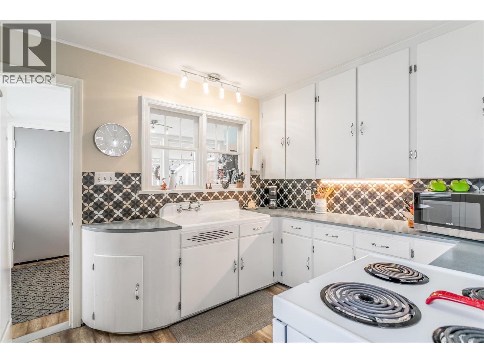 457 Patterson Avenue, Kelowna, British Columbia  V1Y 5C5 - Photo 18 - 10399677