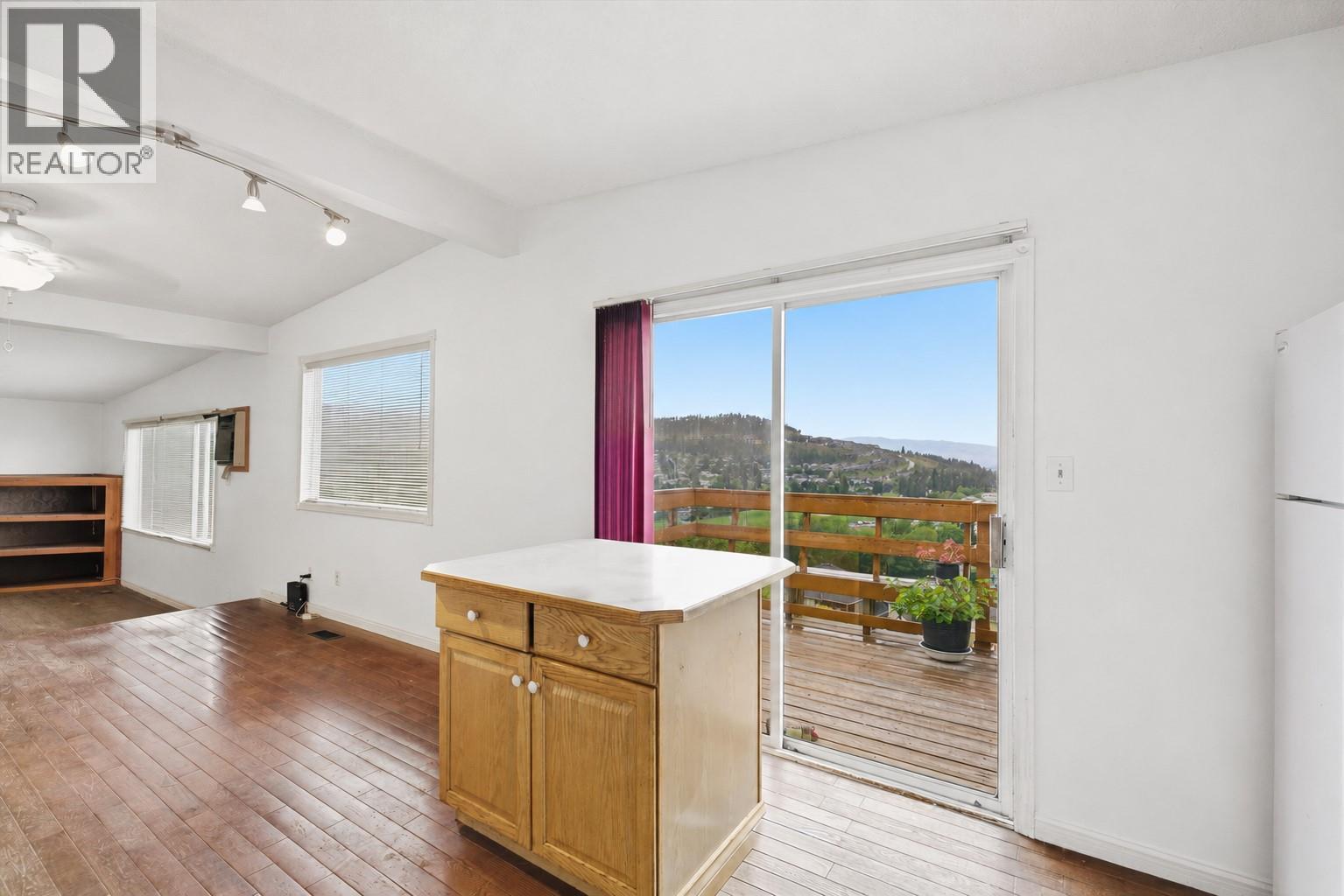 1460 Lund Road, Kelowna, British Columbia  V1X 4K4 - Photo 12 - 10398864