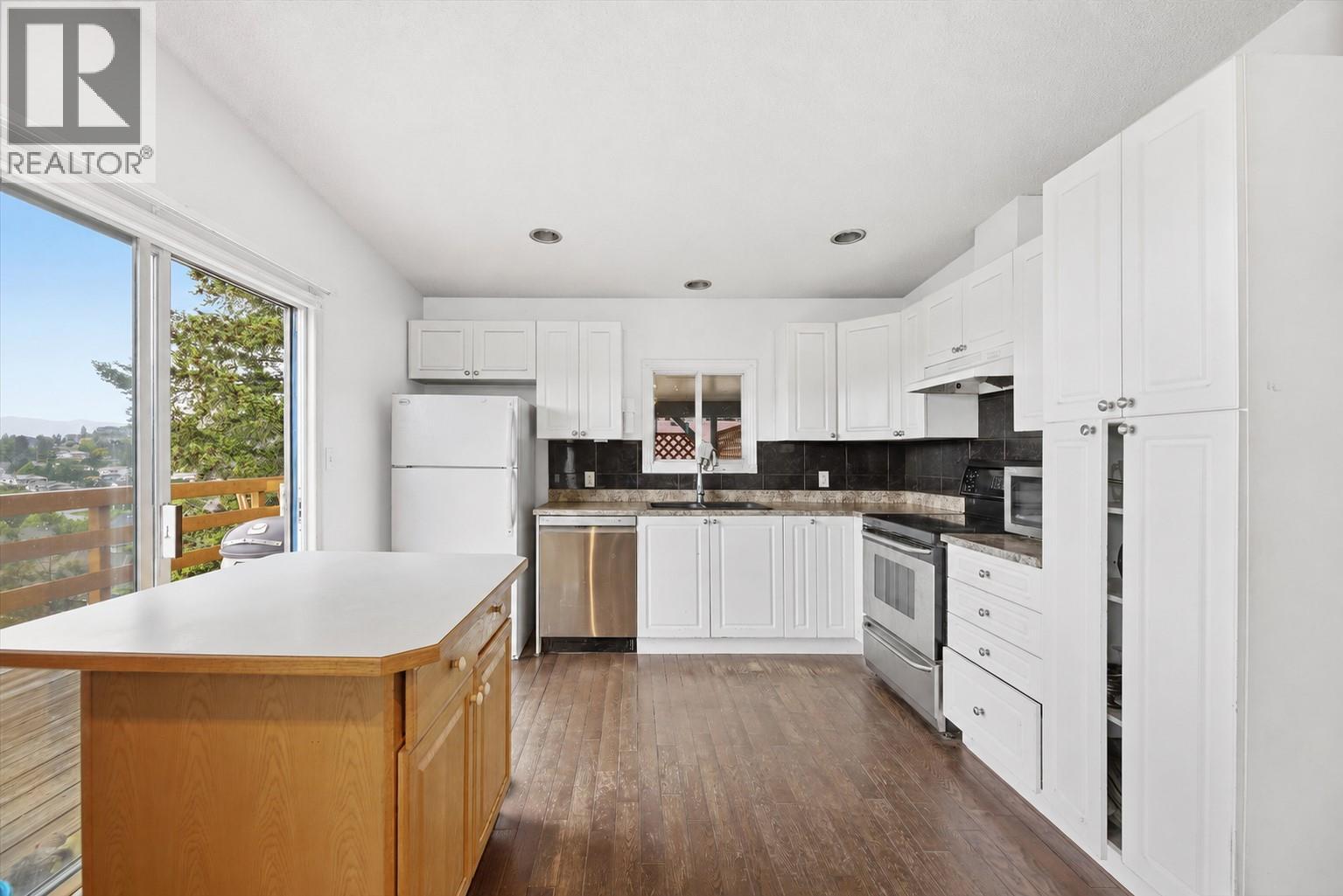 1460 Lund Road, Kelowna, British Columbia  V1X 4K4 - Photo 5 - 10398864