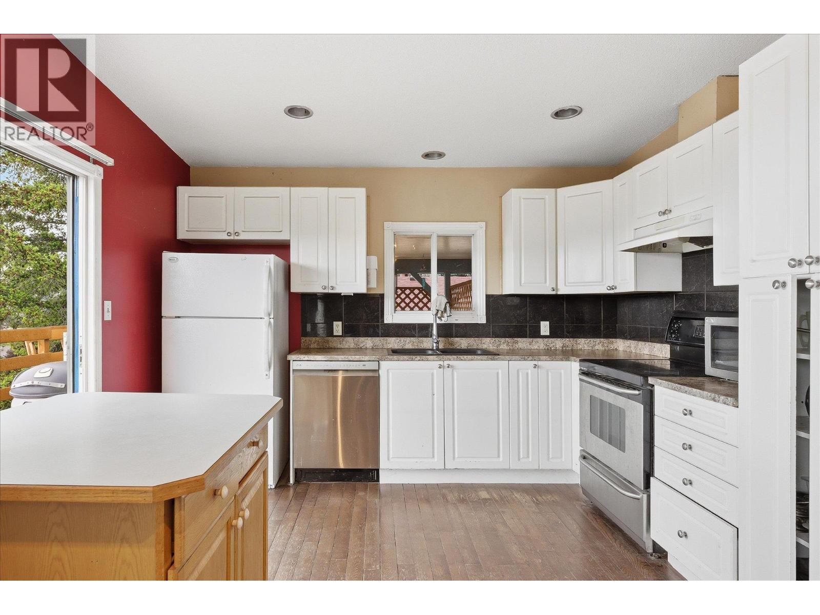 1460 Lund Road, Kelowna, British Columbia  V1X 4K4 - Photo 6 - 10398864
