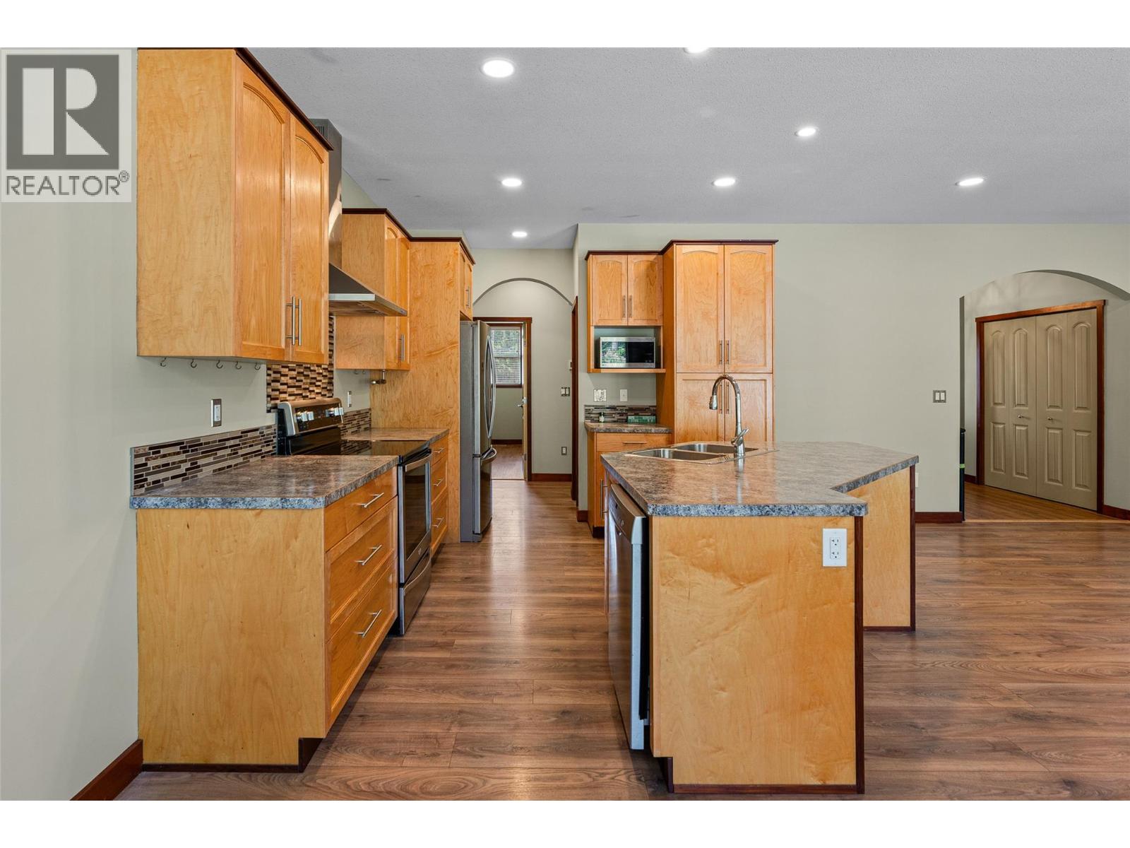 750 Firwood Road, Kelowna, British Columbia  V1Z 3V5 - Photo 13 - 10395626