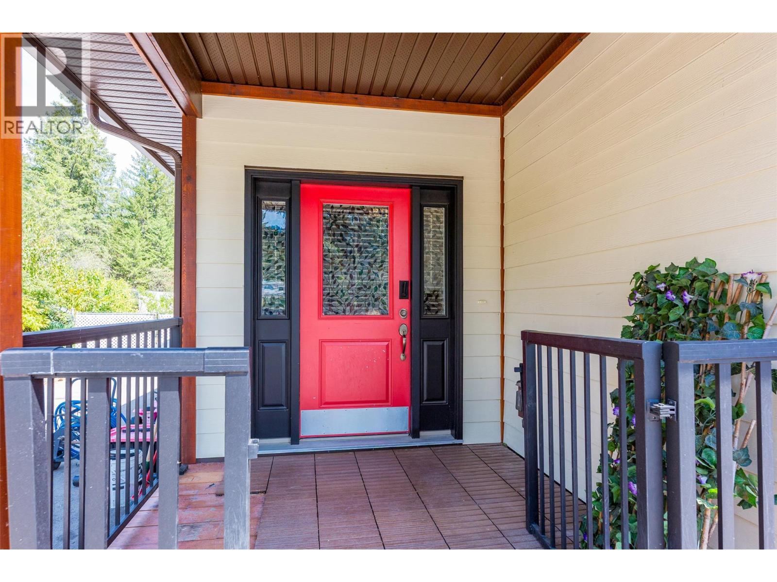 750 Firwood Road, Kelowna, British Columbia  V1Z 3V5 - Photo 6 - 10395626
