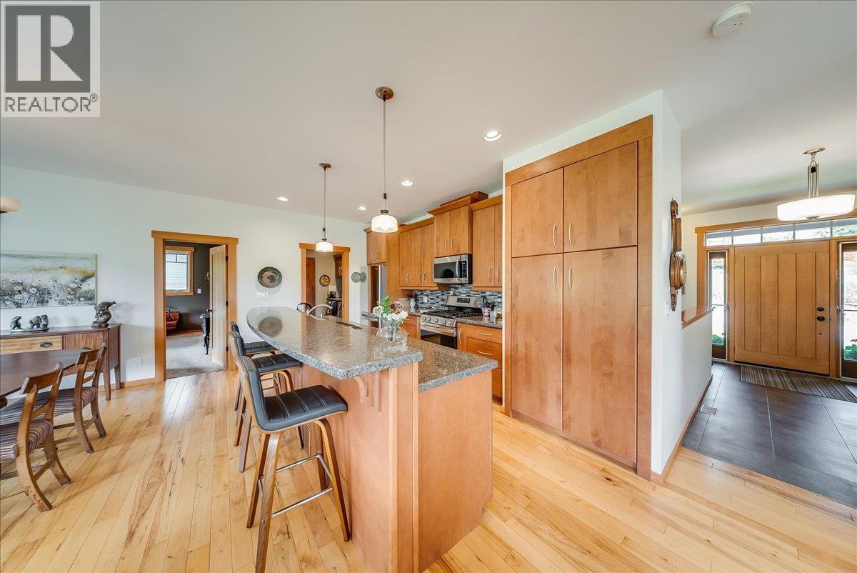 925 Redstone Drive, Rossland, British Columbia  V0G 1Y0 - Photo 31 - 10399786