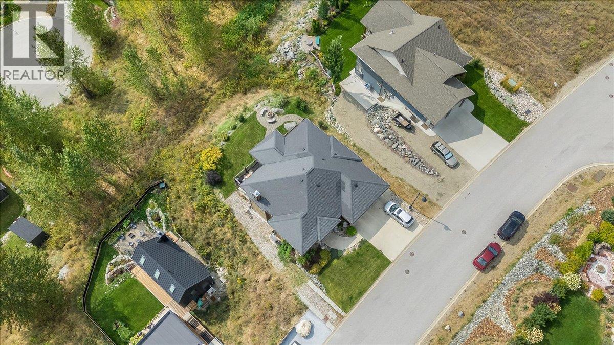 925 Redstone Drive, Rossland, British Columbia  V0G 1Y0 - Photo 4 - 10399786