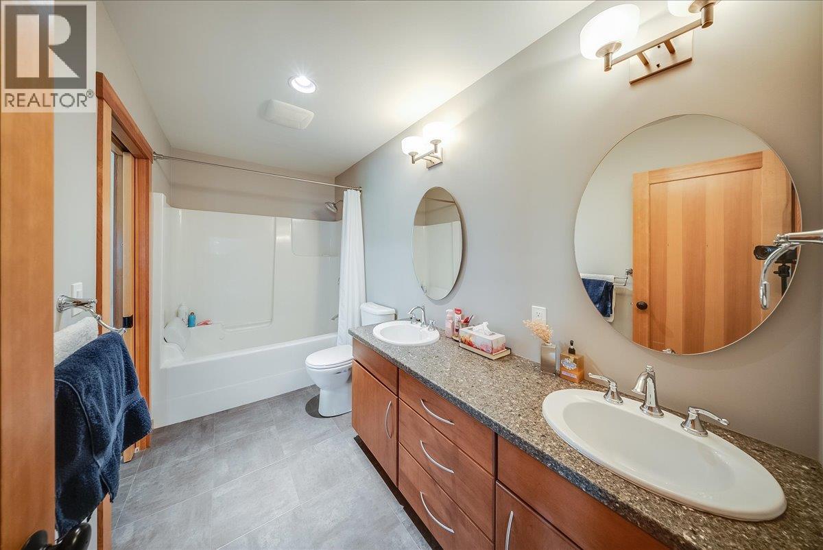 925 Redstone Drive, Rossland, British Columbia  V0G 1Y0 - Photo 43 - 10399786