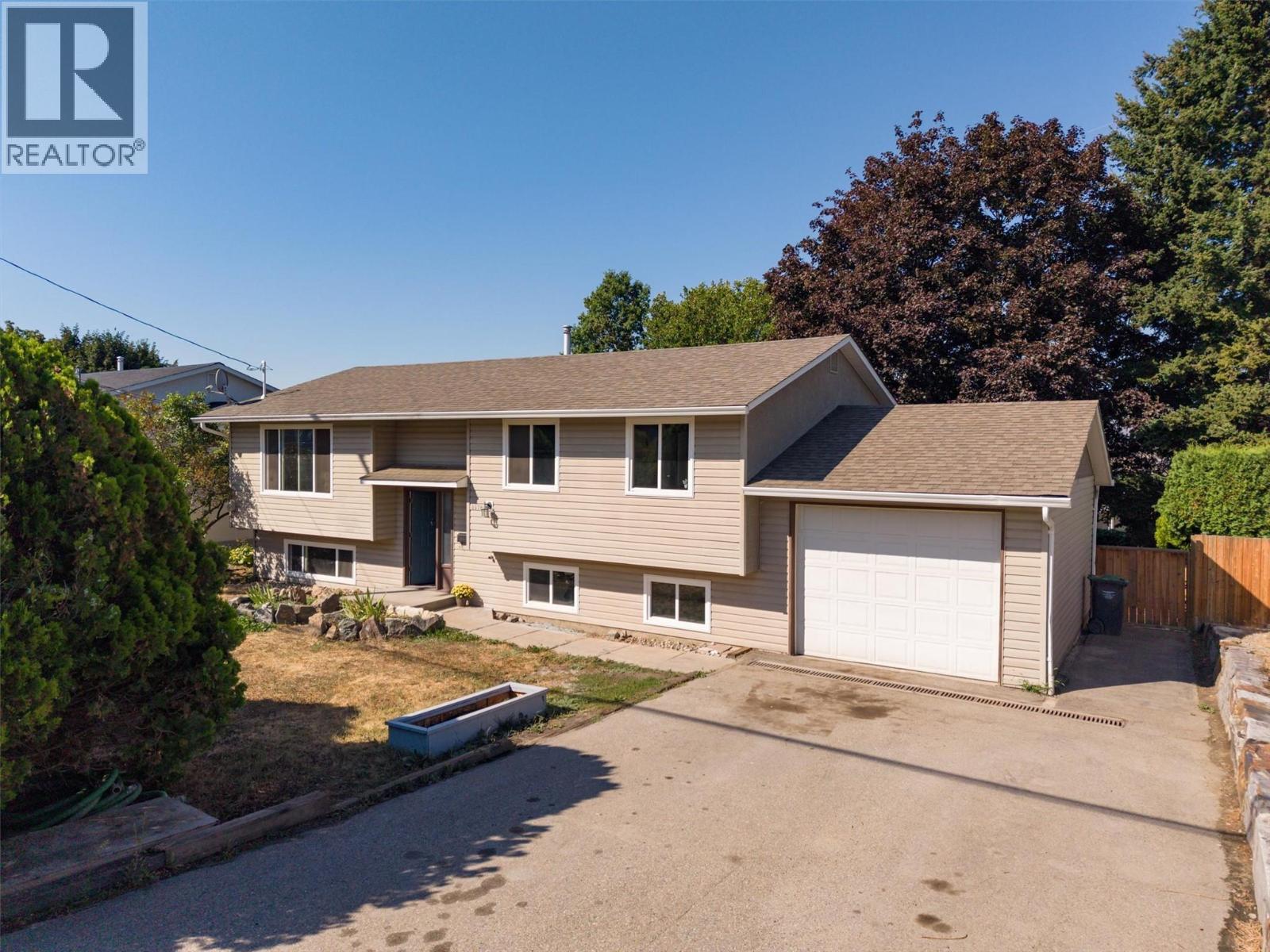 3570 Weston Road, Kelowna, British Columbia  V1X 6K2 - Photo 1 - 10398351