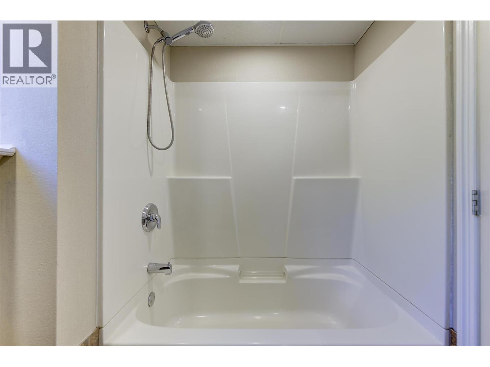 3570 Weston Road, Kelowna, British Columbia  V1X 6K2 - Photo 29 - 10398351
