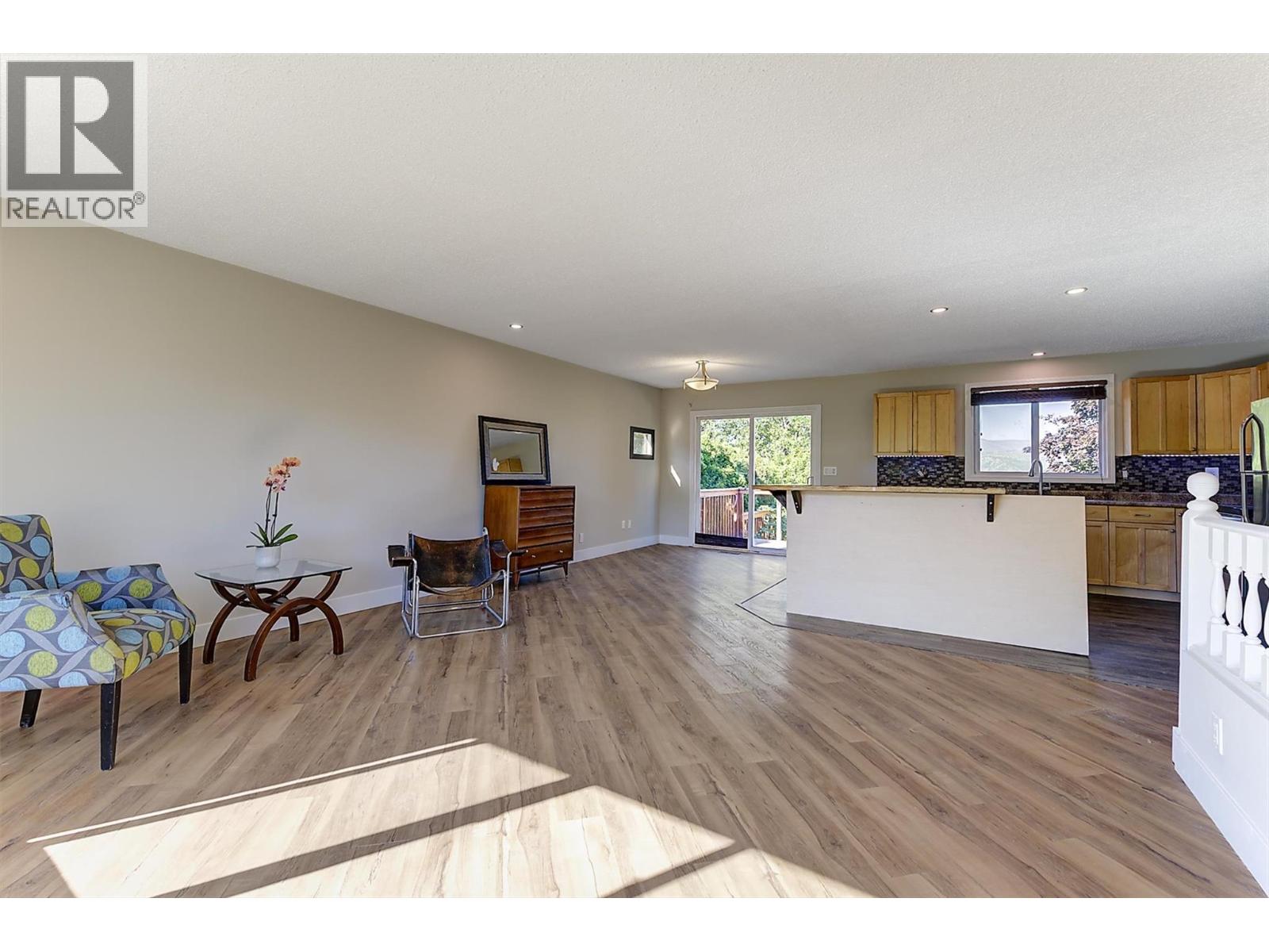 3570 Weston Road, Kelowna, British Columbia  V1X 6K2 - Photo 5 - 10398351