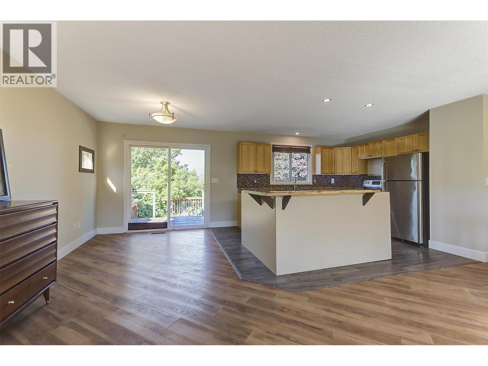 3570 Weston Road, Kelowna, British Columbia  V1X 6K2 - Photo 6 - 10398351